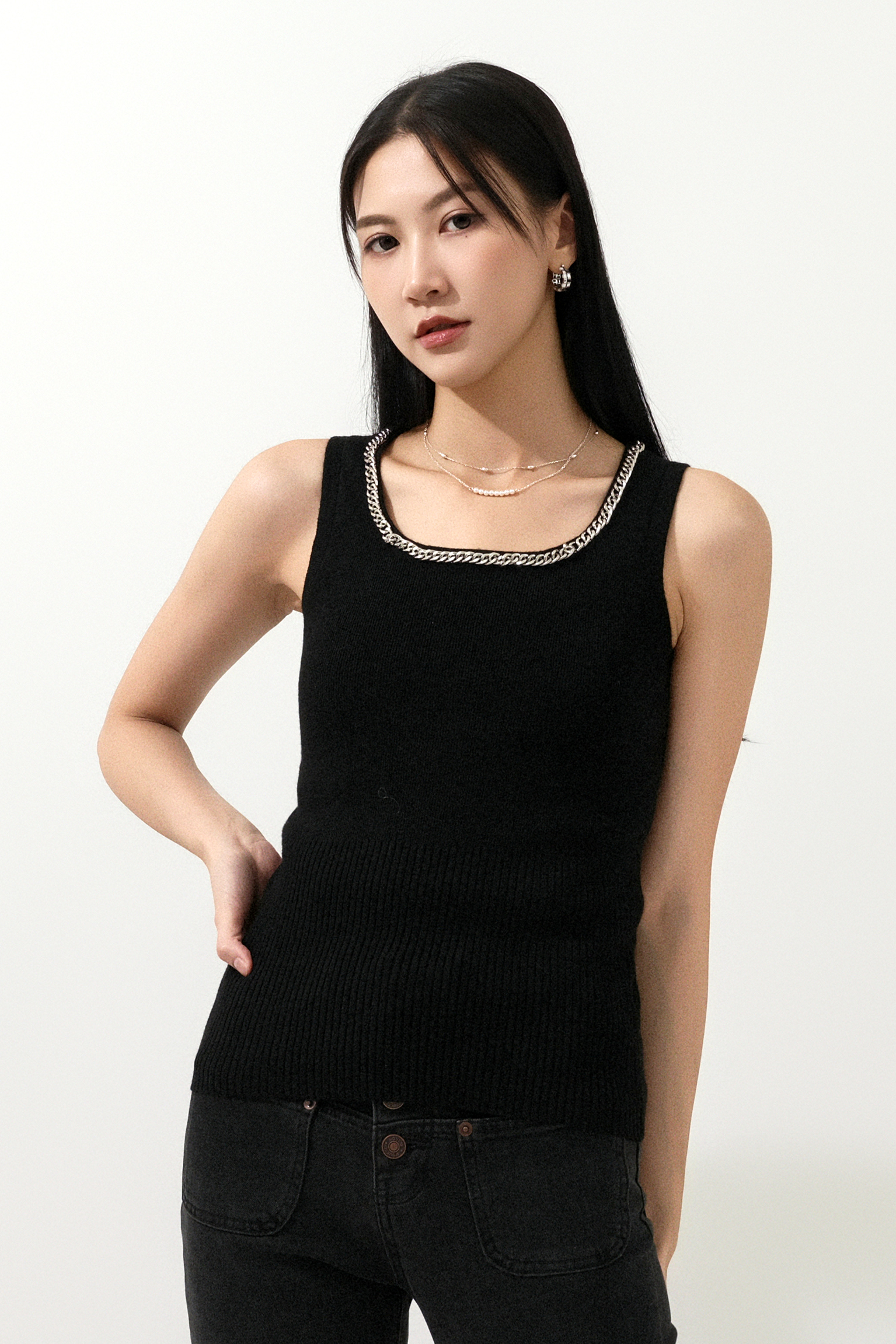 鎖鏈領邊針織背心 (現貨款式）