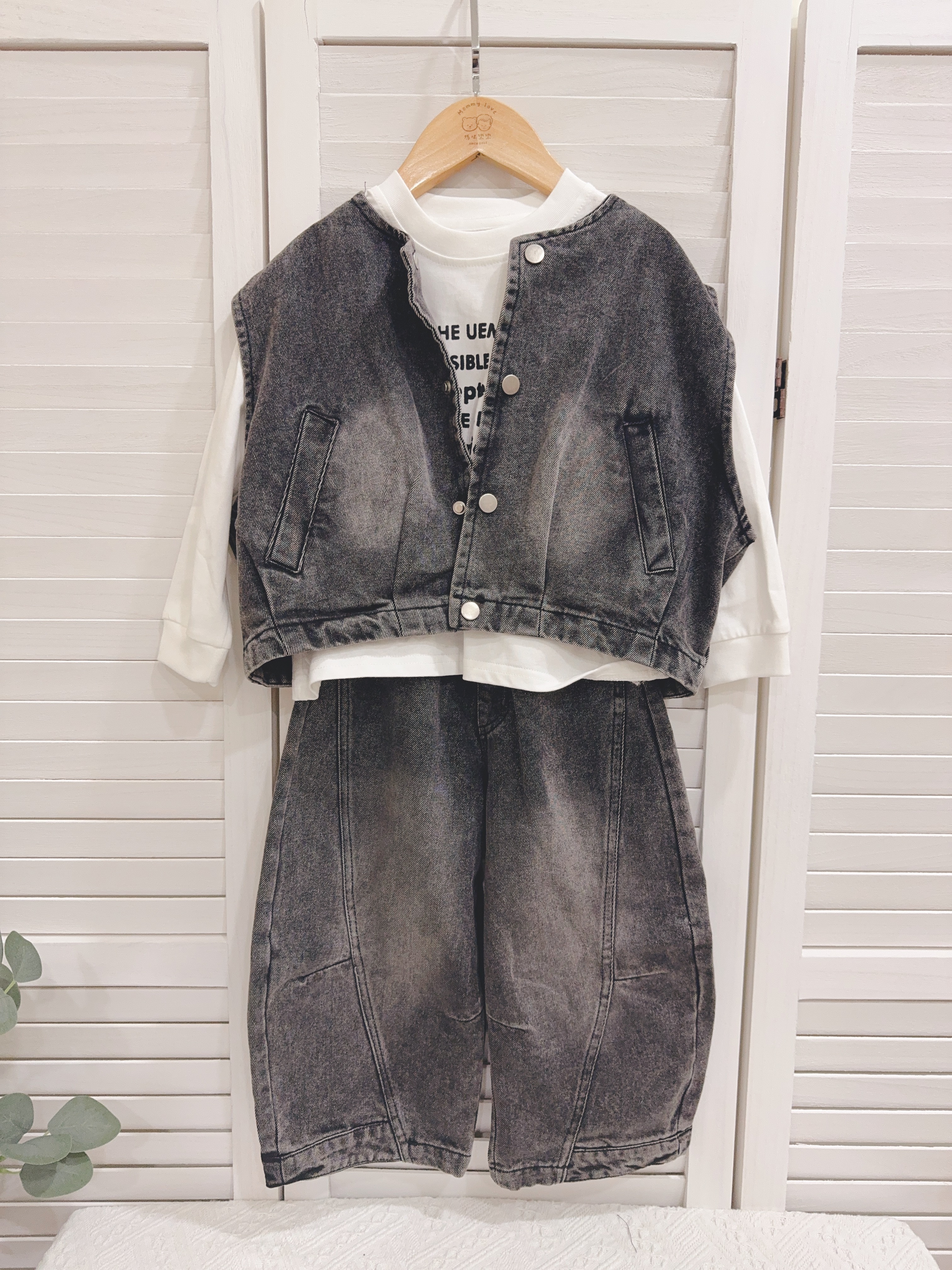 82505三件牛仔套裝c201