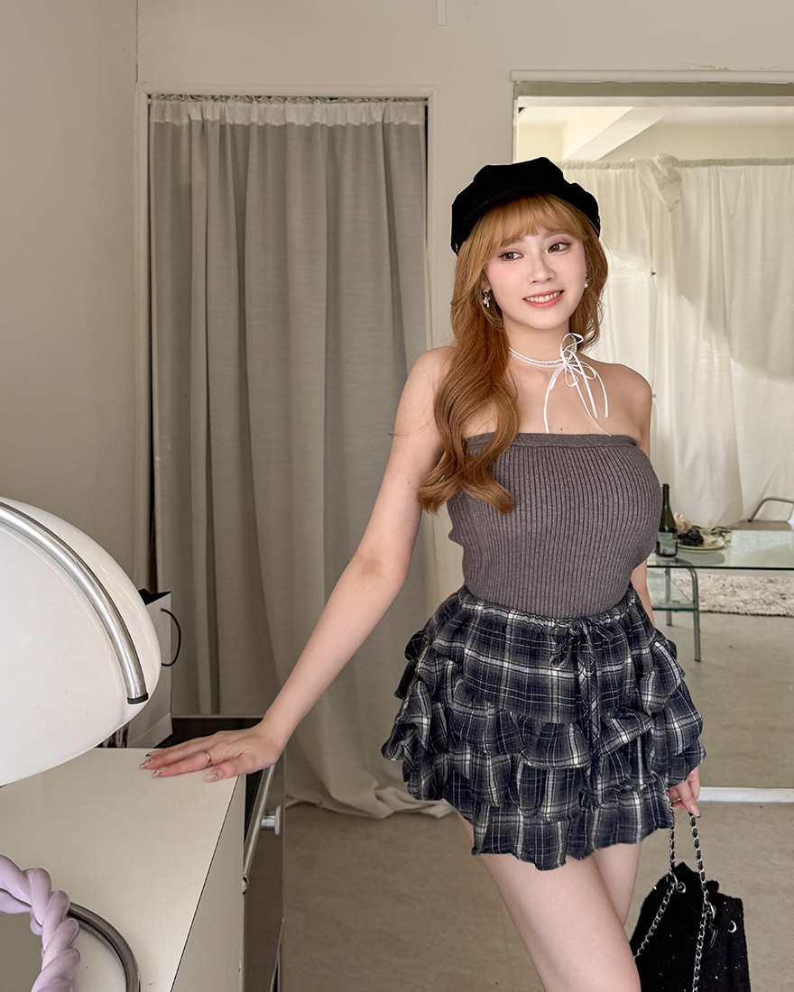 LINA LINA小辣日章純色平口坑條BRA TOP-俐落灰