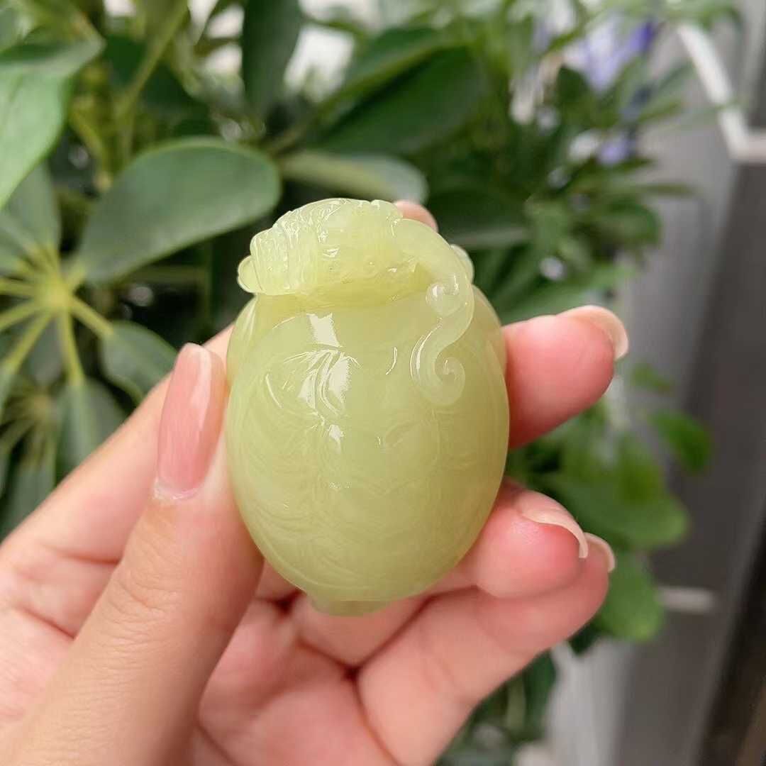 923739 和田玉黃口長壽龍龜