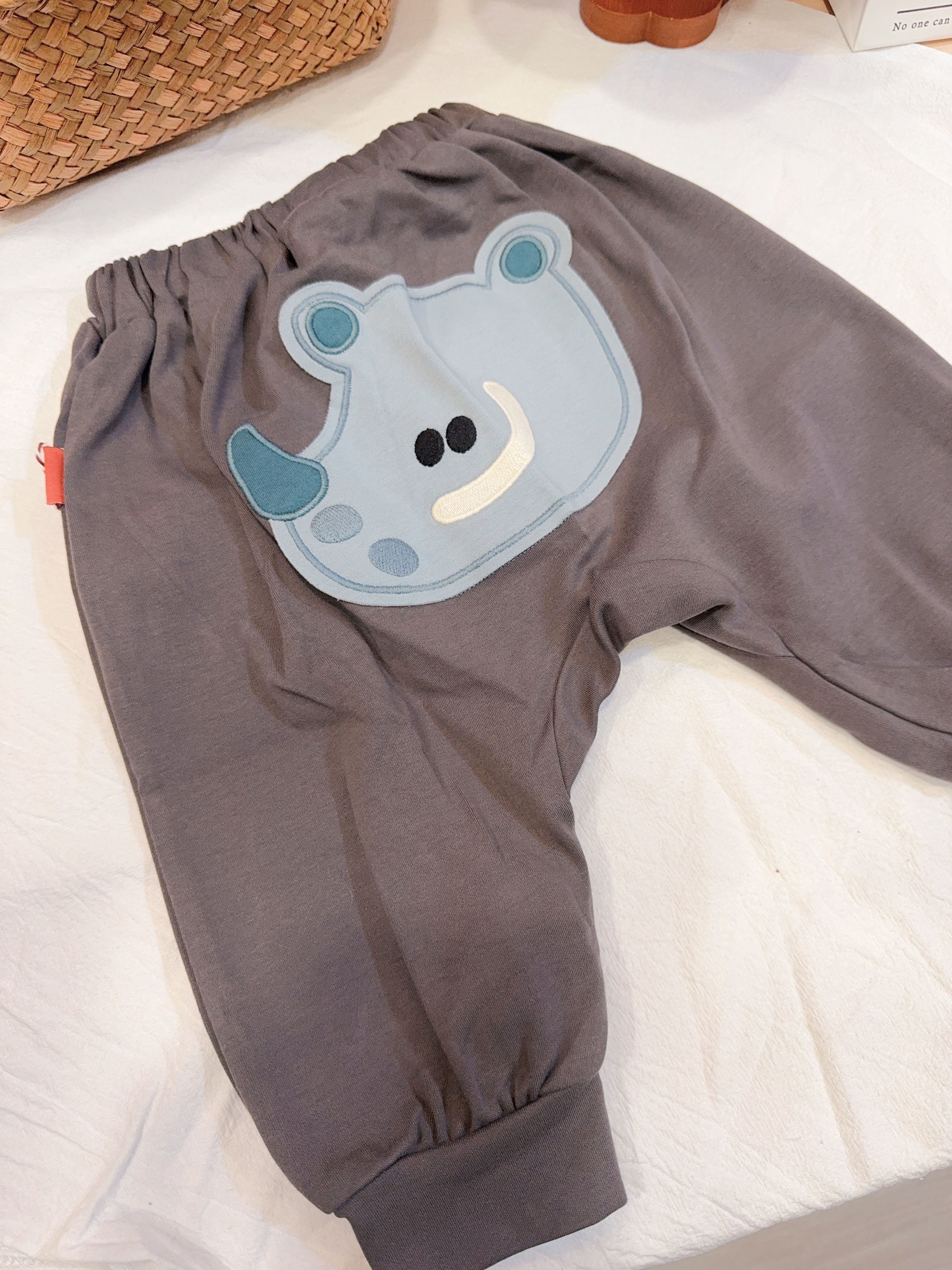 wz35118屁股犀牛褲