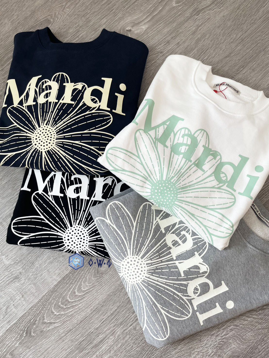 【OWN】Mardi Mercredi 長袖衛衣 厚磅 花花 雛菊 經典 秋冬 新品 女款 單一尺寸 黑 藍 白 灰
