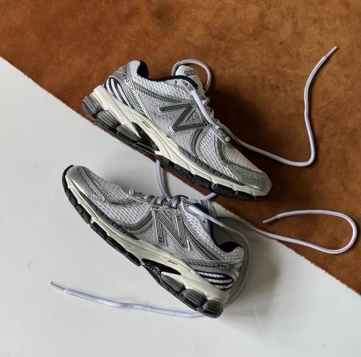 NEW BALANCE 慢跑鞋 NB 860 V2 灰銀 復古 Y2K 情侶鞋 男女 ML860GB2
