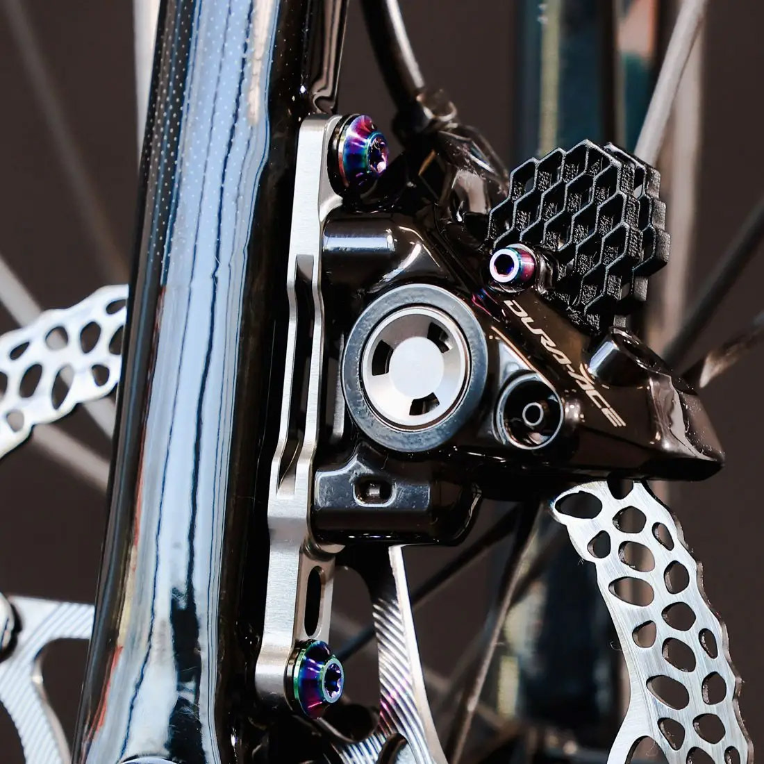 AbsoluteBlack 鈦合金平裝卡鉗螺絲