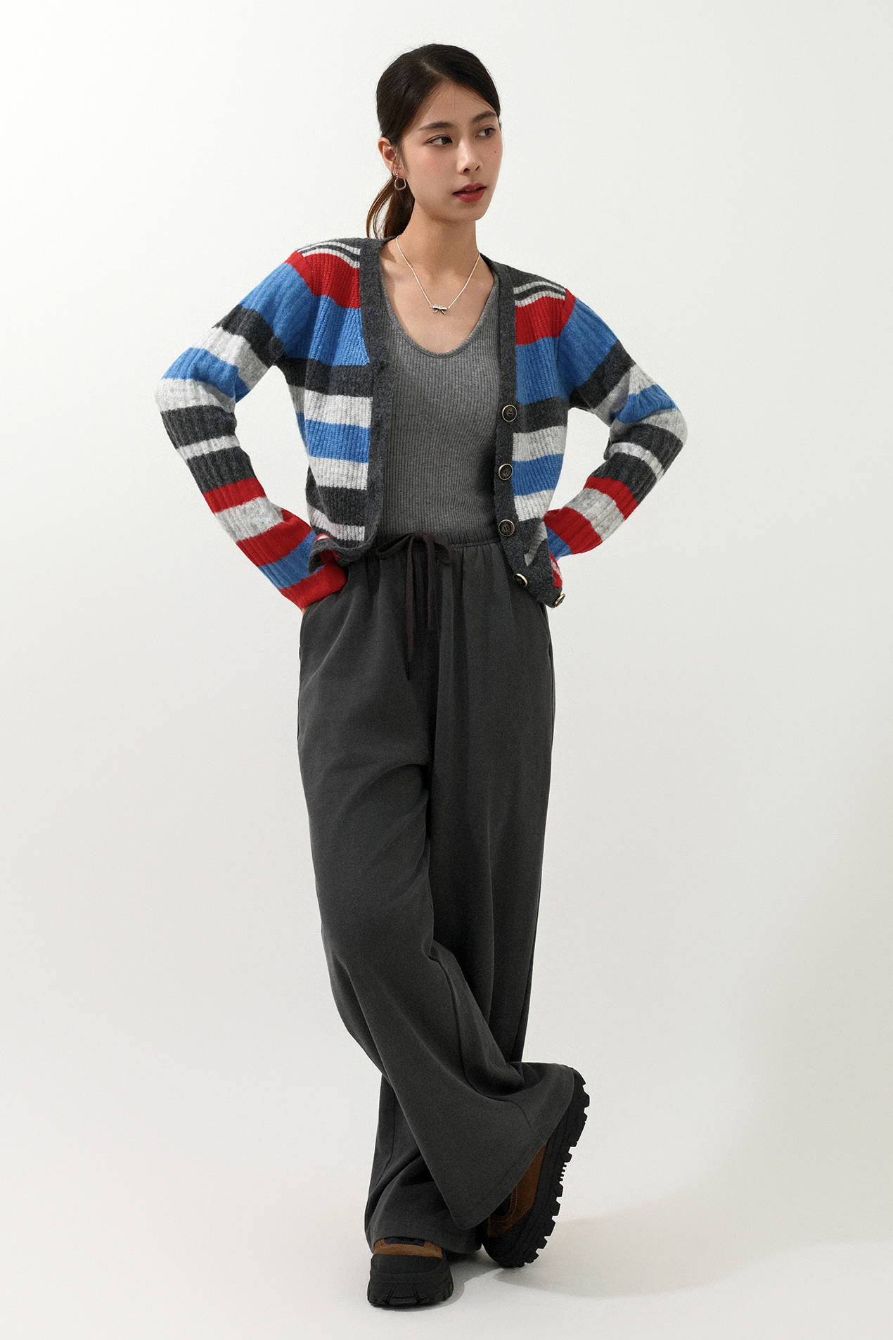 彩間粗幼坑紋冷cardigan (現貨款式）