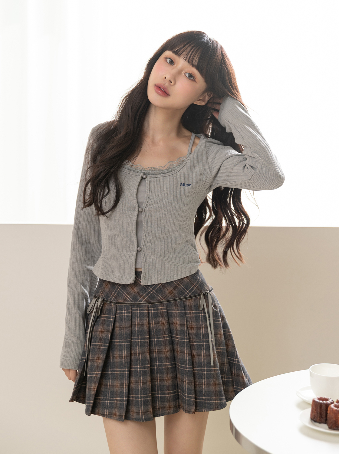 【第二件5折】初戀日記蕾絲刺繡釦長袖上衣