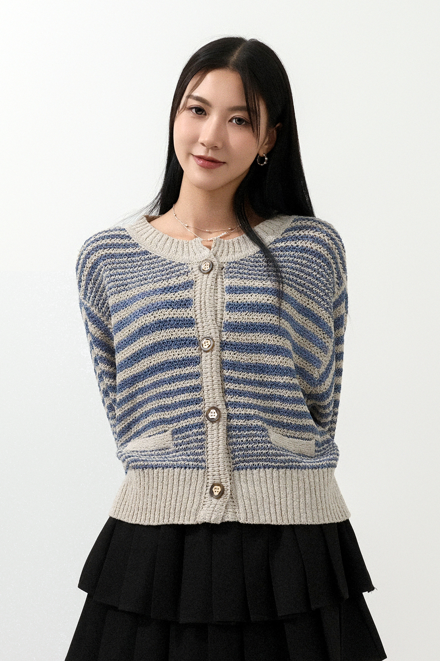 蝙蝠袖間條開胸針織上衣 (預購產品）