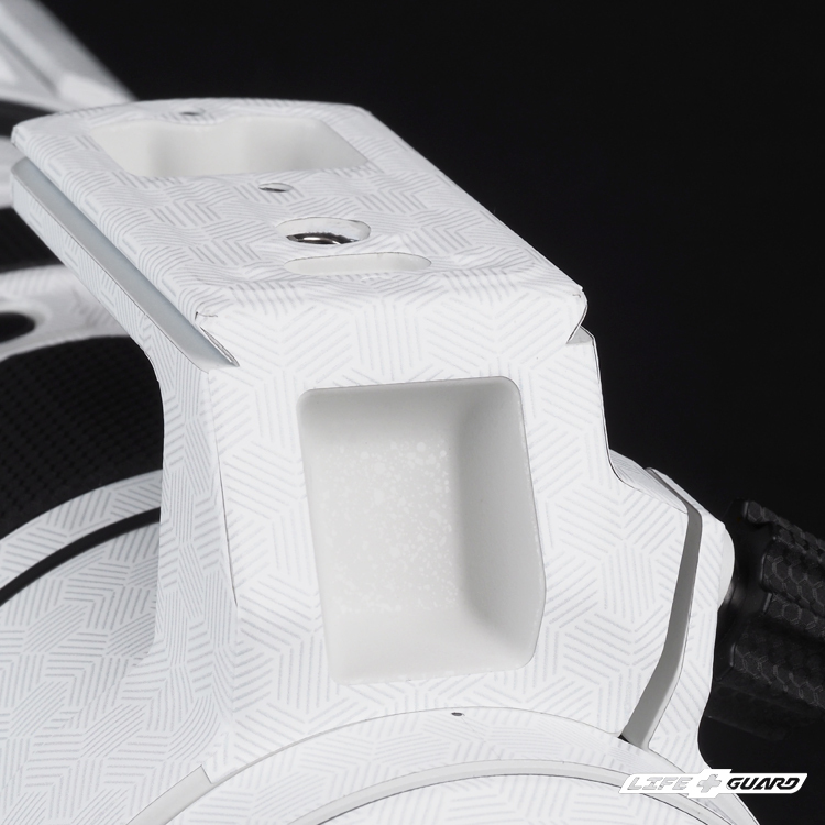 LIFE+GUARD 鏡頭貼膜安裝示意，適用 OM SYSTEM ED 50-200mm F2.8