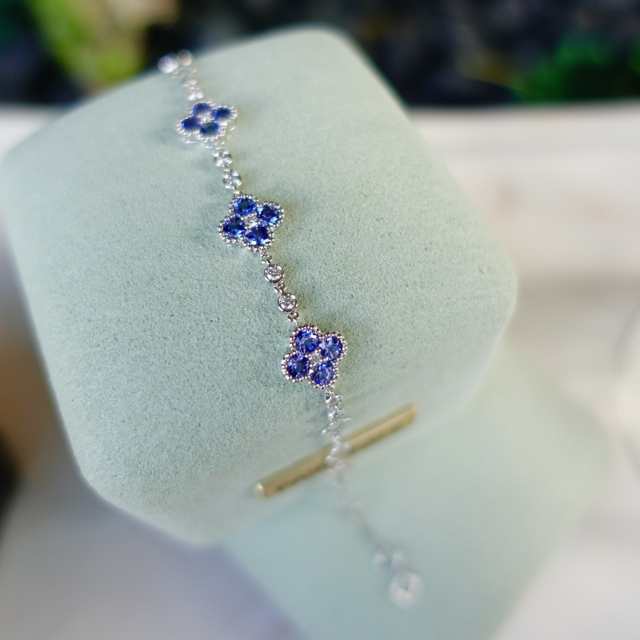 18K金鑲嵌天然藍寶石鑽石手鏈 - 幸運四葉草