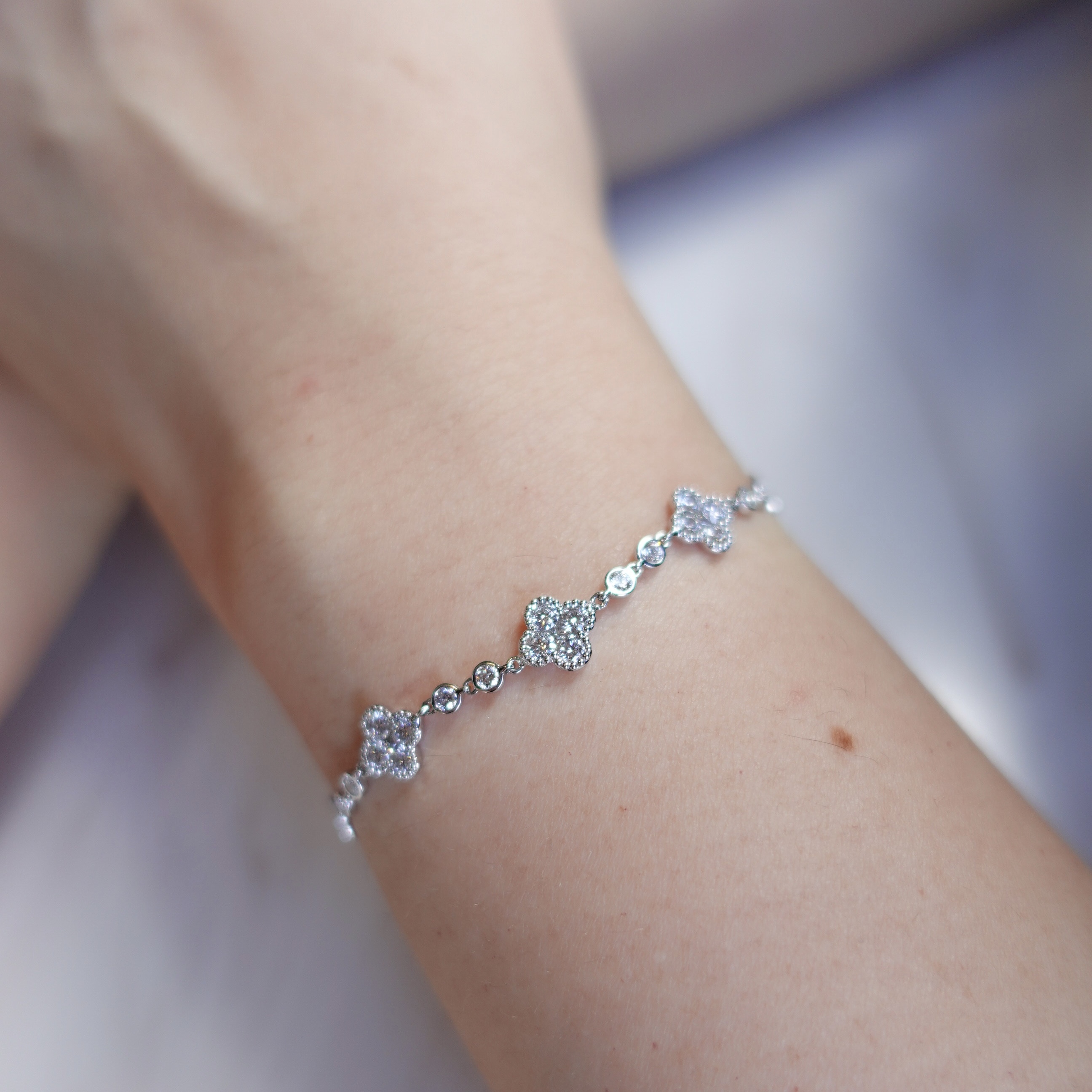 18K金鑲嵌天然鑽石手鏈 - 幸運四葉草