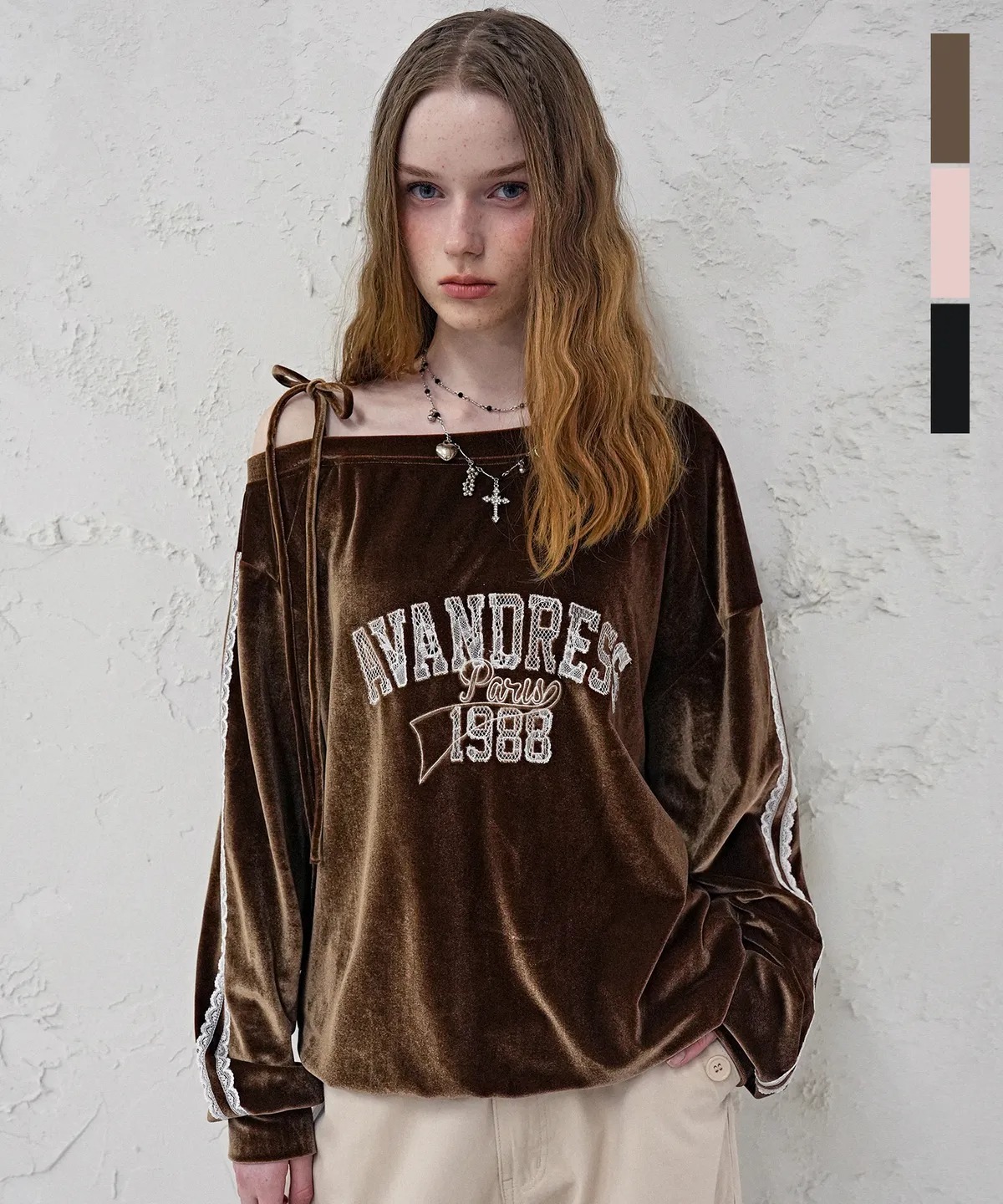 AVANDRESS Glam Varsity Lace Top