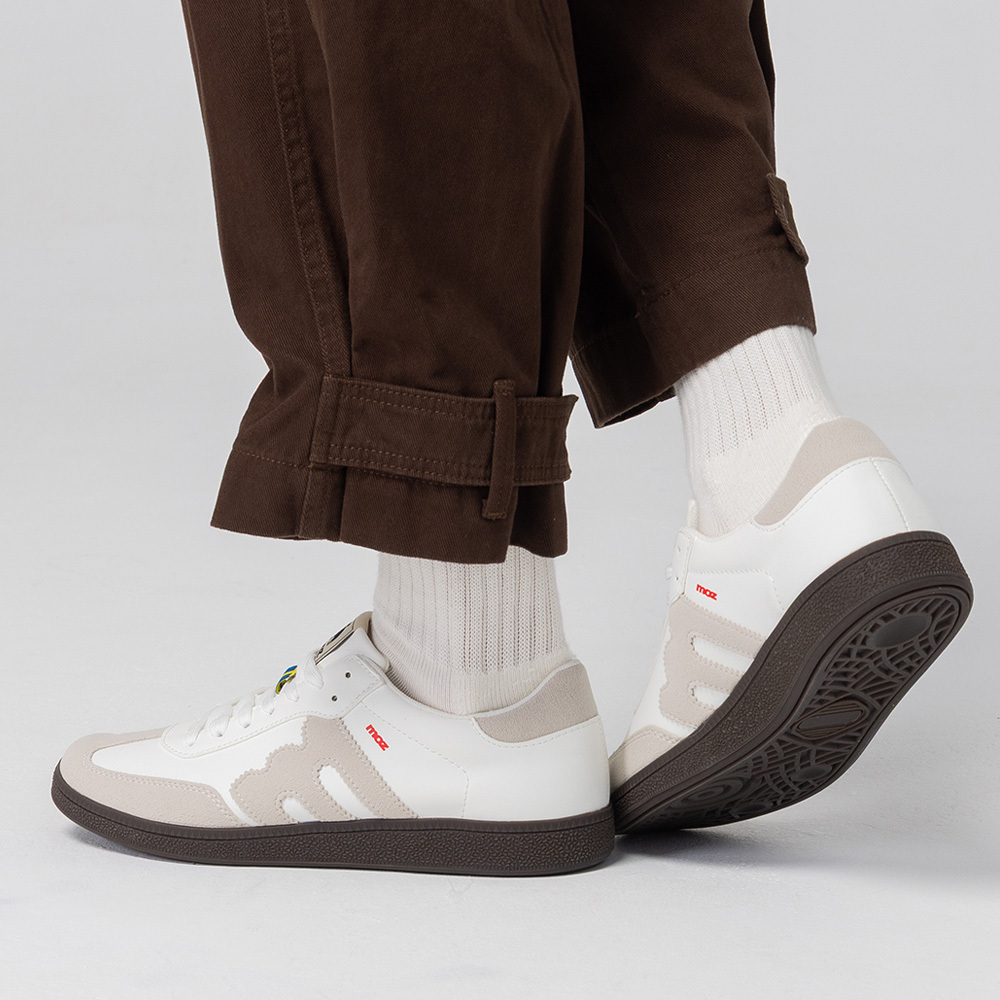 【熱銷】moz瑞典 駝鹿 經典再現 復古 德訓鞋 (芝麻牛奶)