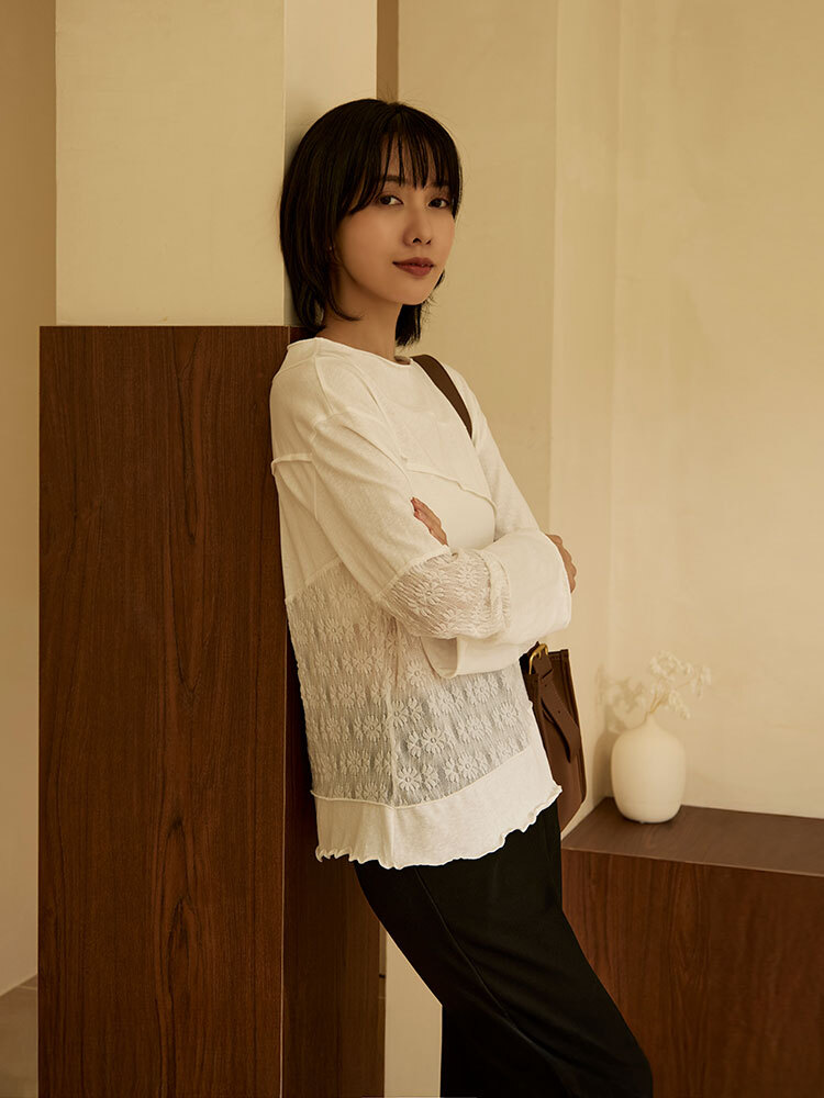 2603 不規則蕾絲繡花上衣