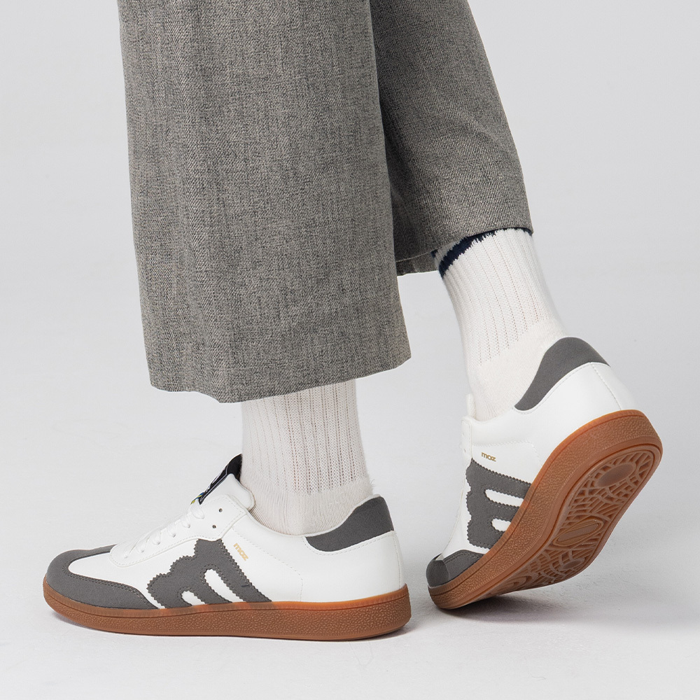 【熱銷】moz瑞典 駝鹿 經典再現 復古 德訓鞋 (灰白)