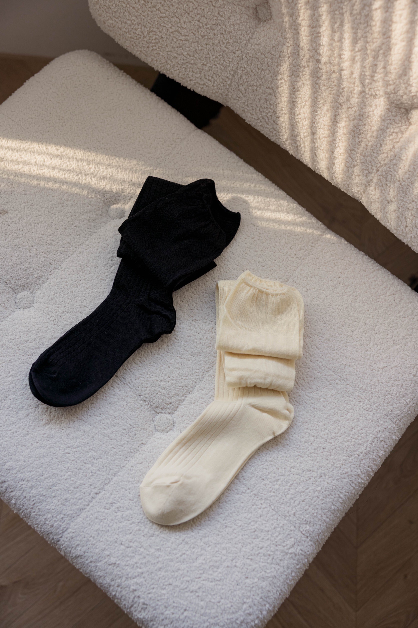 🇰🇷#Z88 不會掉的皺皺膝上襪(黑/深灰/白)