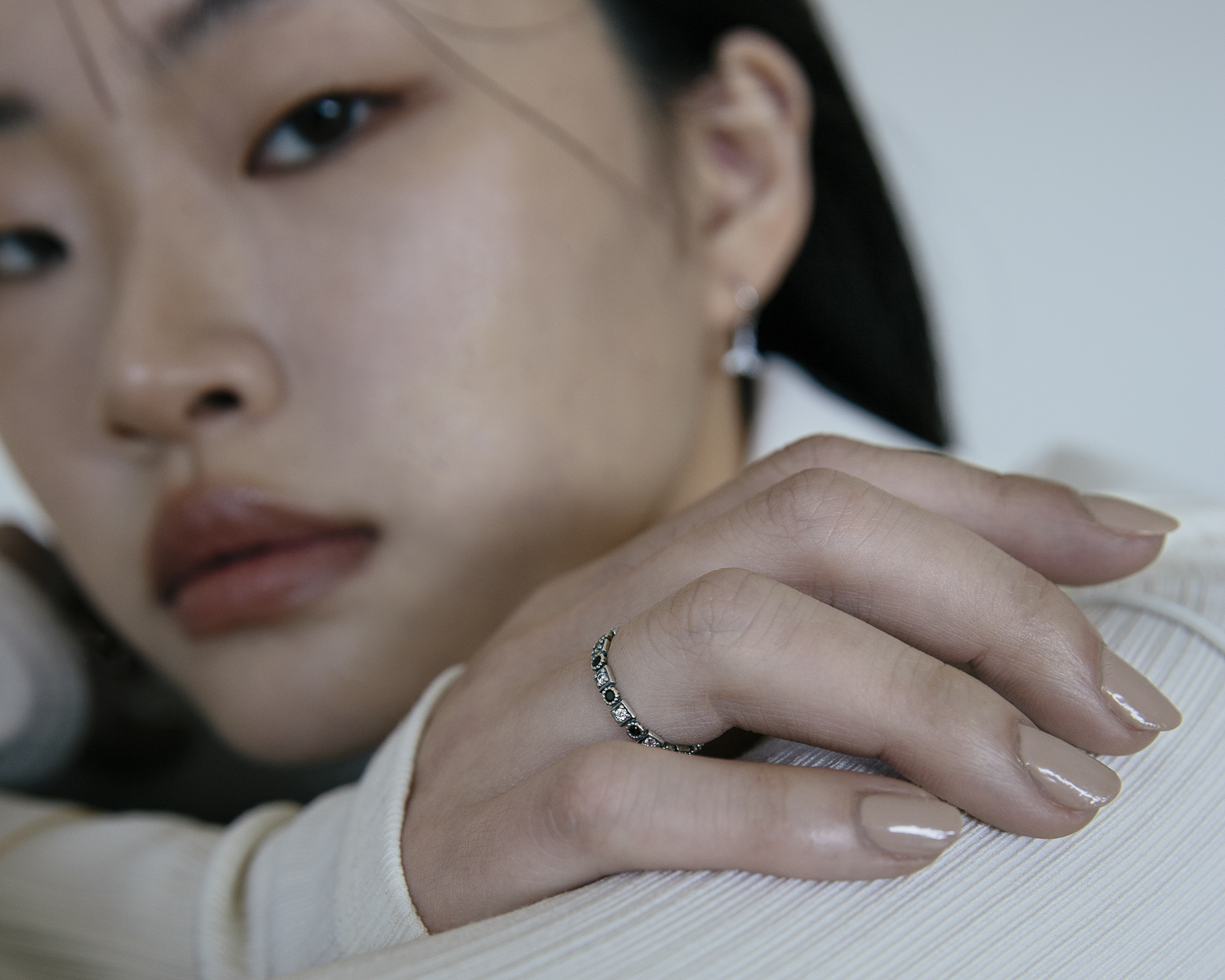 知性黑方圓 戒指