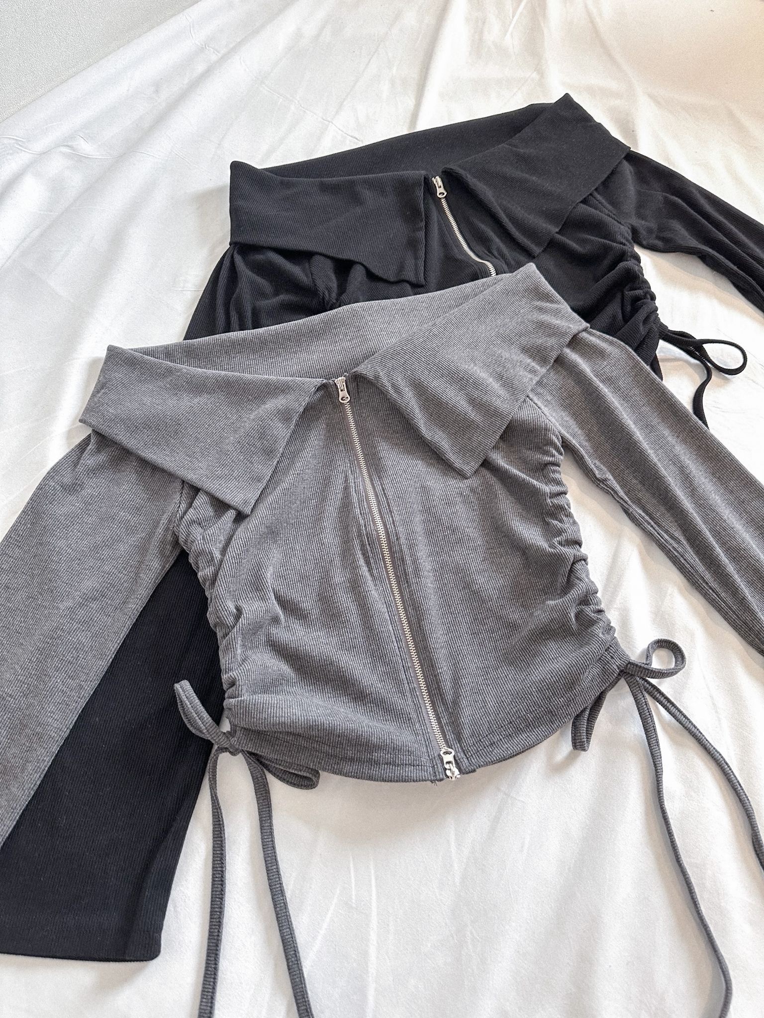 型格拉鍊綁帶翻領一字肩長袖上衣〈🇰🇷DAY 1〉