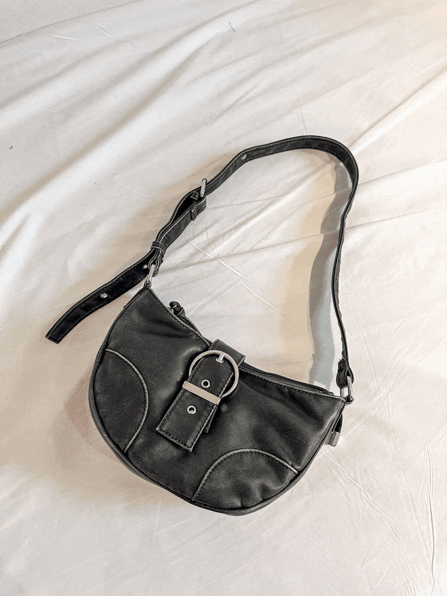 可單肩可斜孭復古皮帶扣皮袋〈🇰🇷DAY 1〉