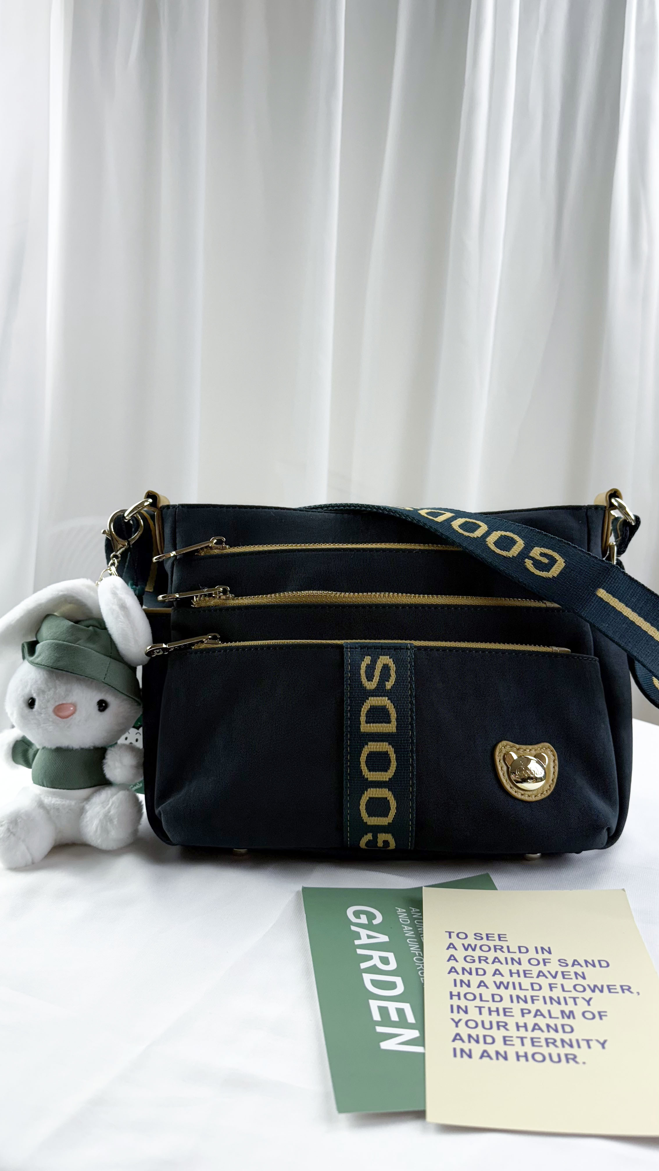 GOODS 織帶海軍藍配黃防潑水側背包 附小熊吊飾 #2502