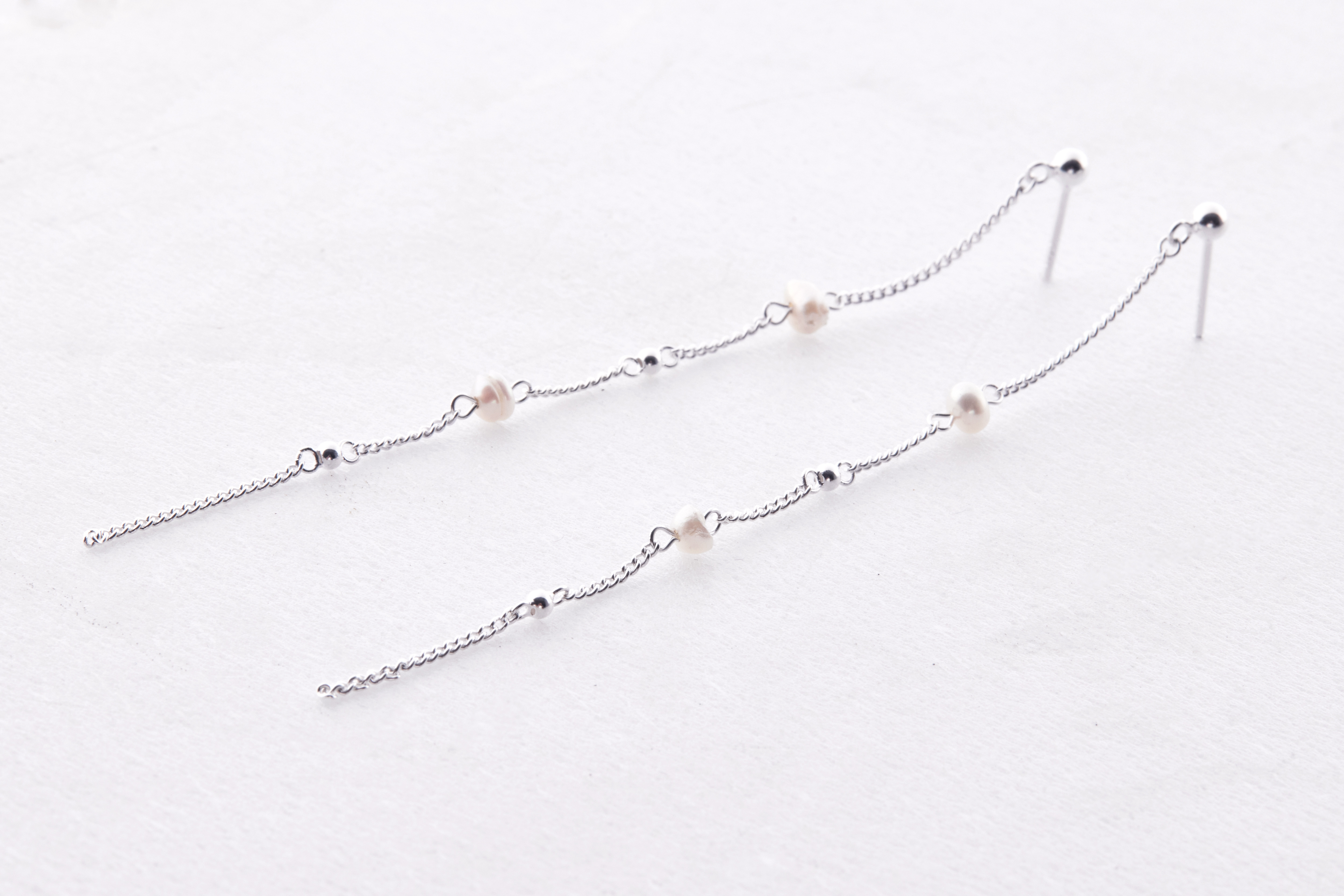 E2309 | 純銀淡水珍珠垂墜耳環