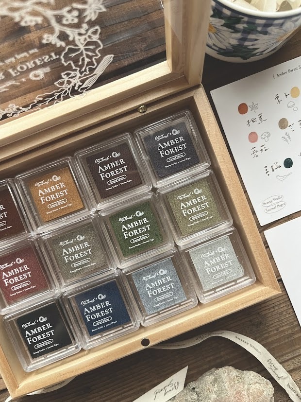 微瘋畫室 x Journal Pages．Amber Forest 12色印台套組