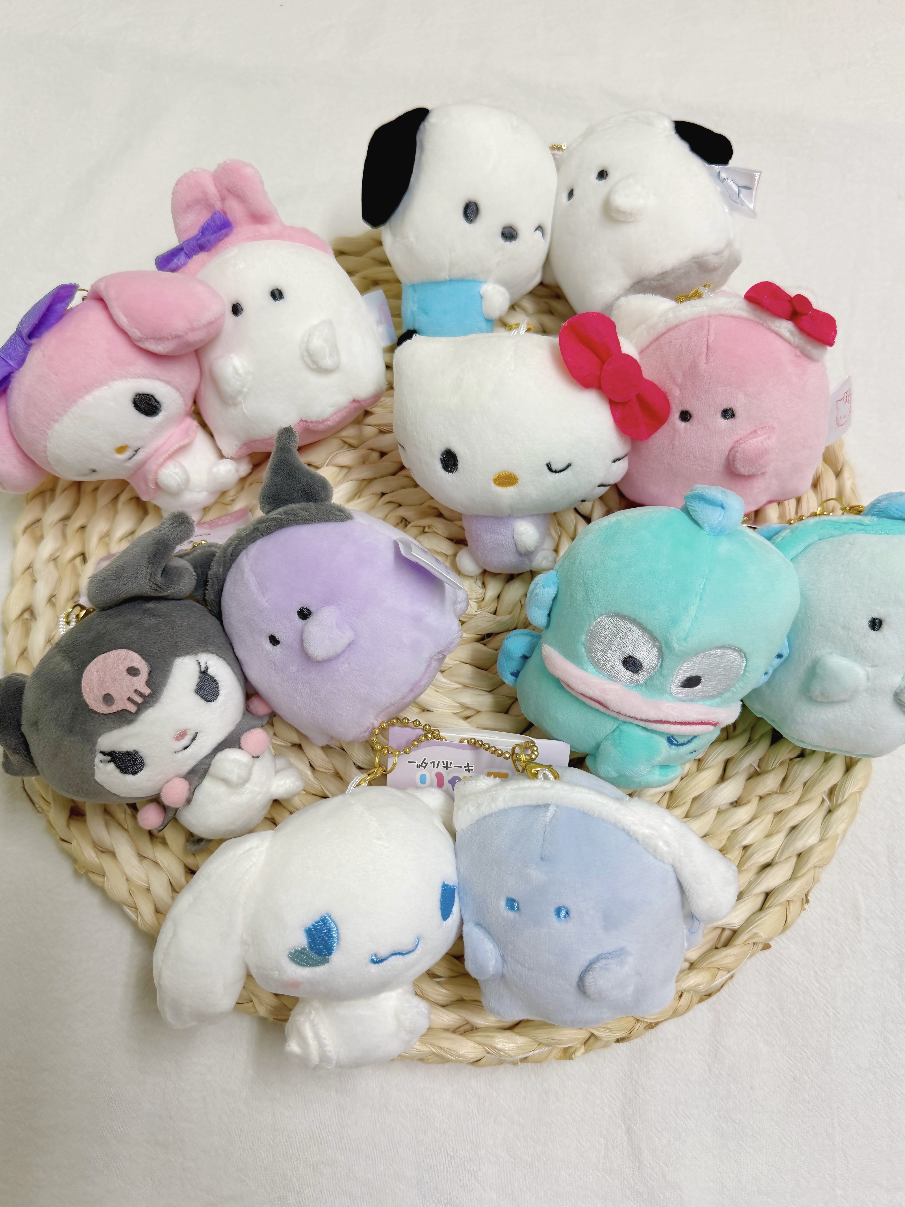 <現貨> 🇯🇵三麗鷗 × Crux Obakenu小幽靈超人氣磁吸貼貼吊飾