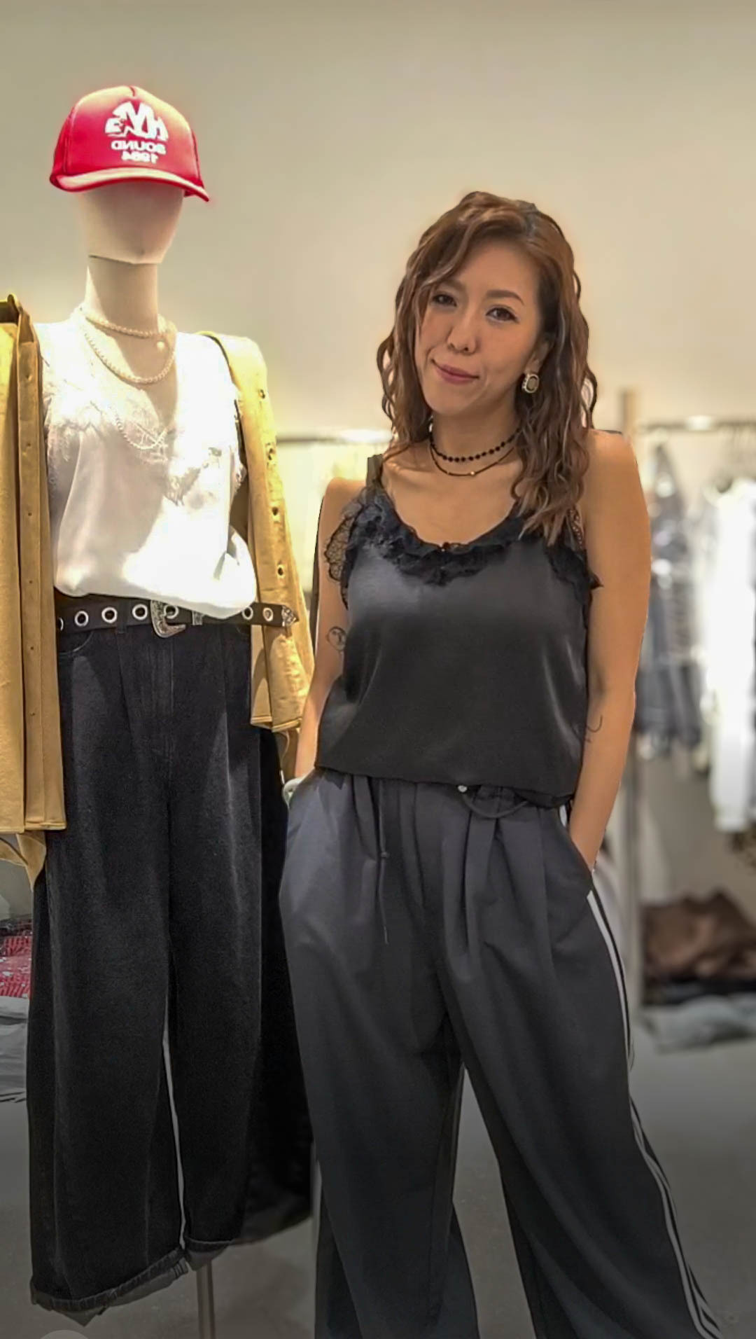 🥰K4926  ▶️緞面蕾絲內搭 👉B:94cm L:59cm👈