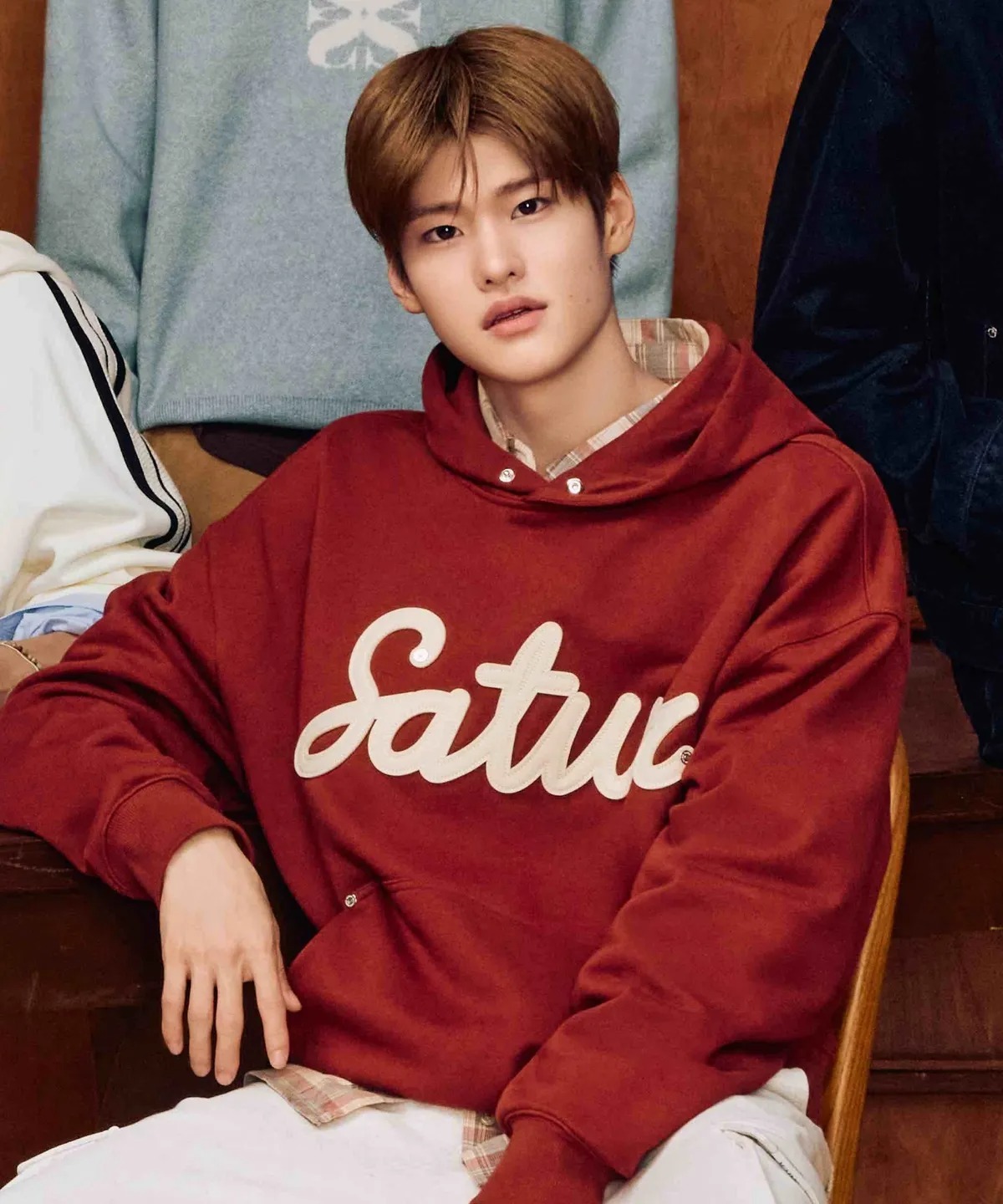 SATUR LUGO APPLIQUE RIVET HOODIE