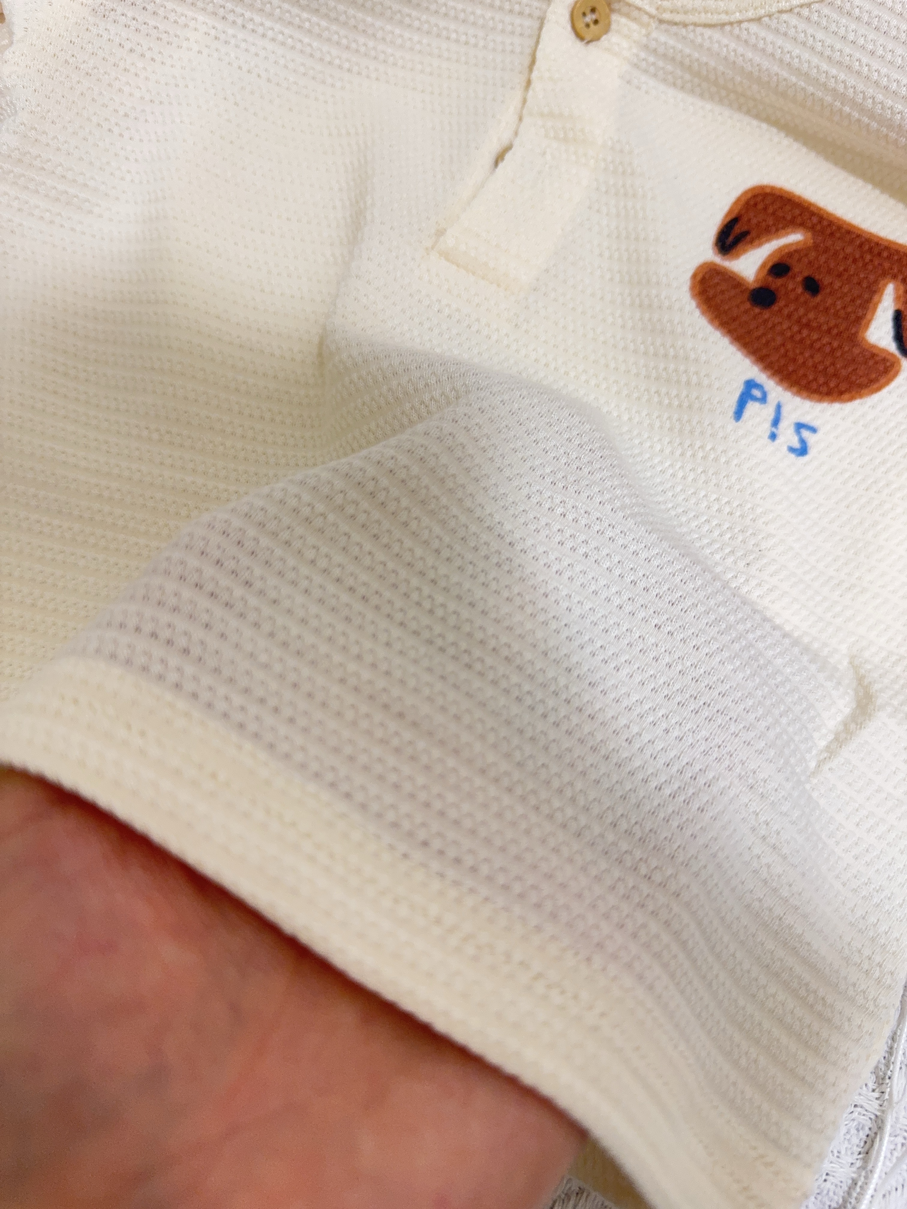 1012狗狗扣子上衣c162