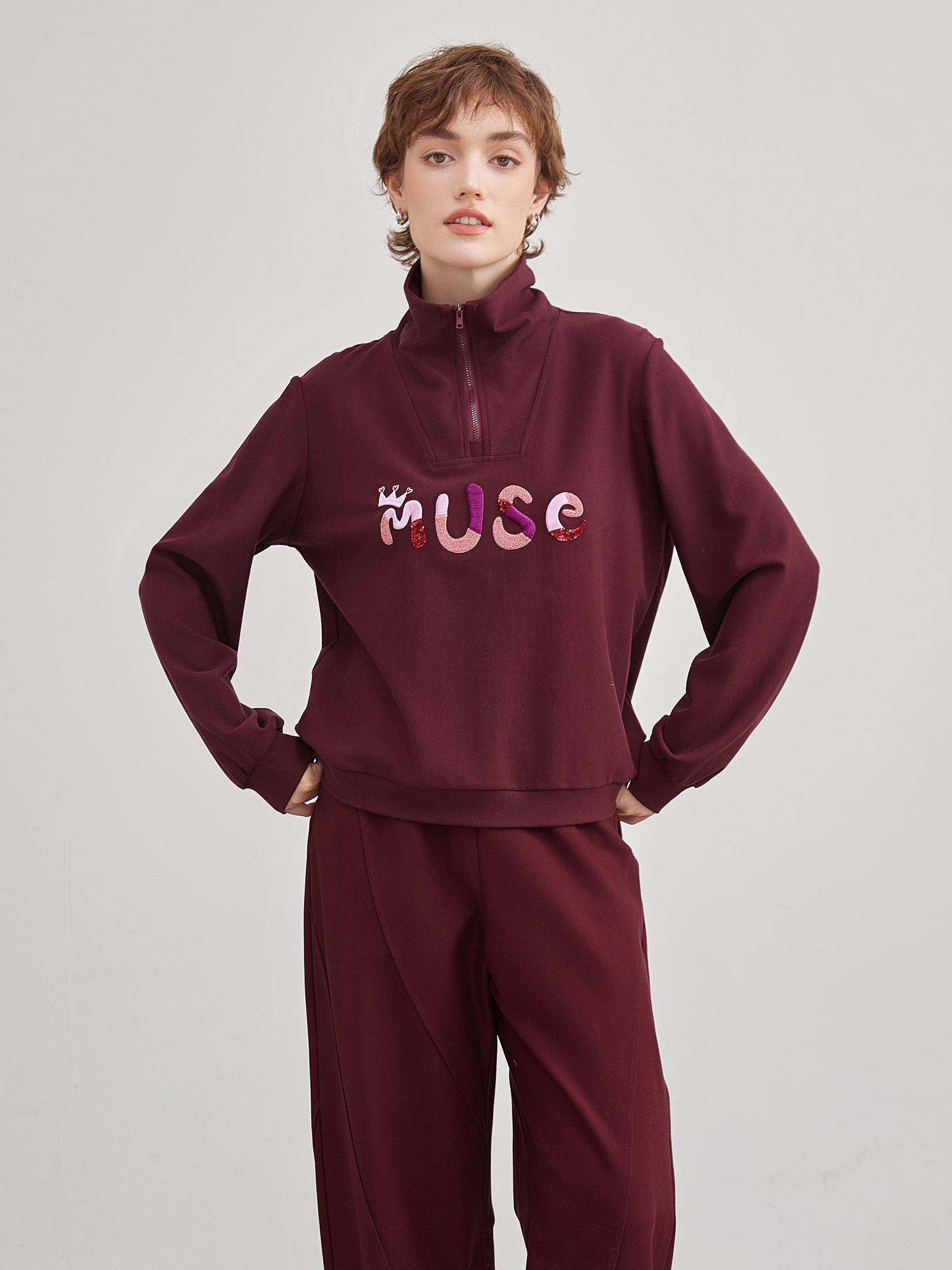 mi-tu 字母刺繡衛衣