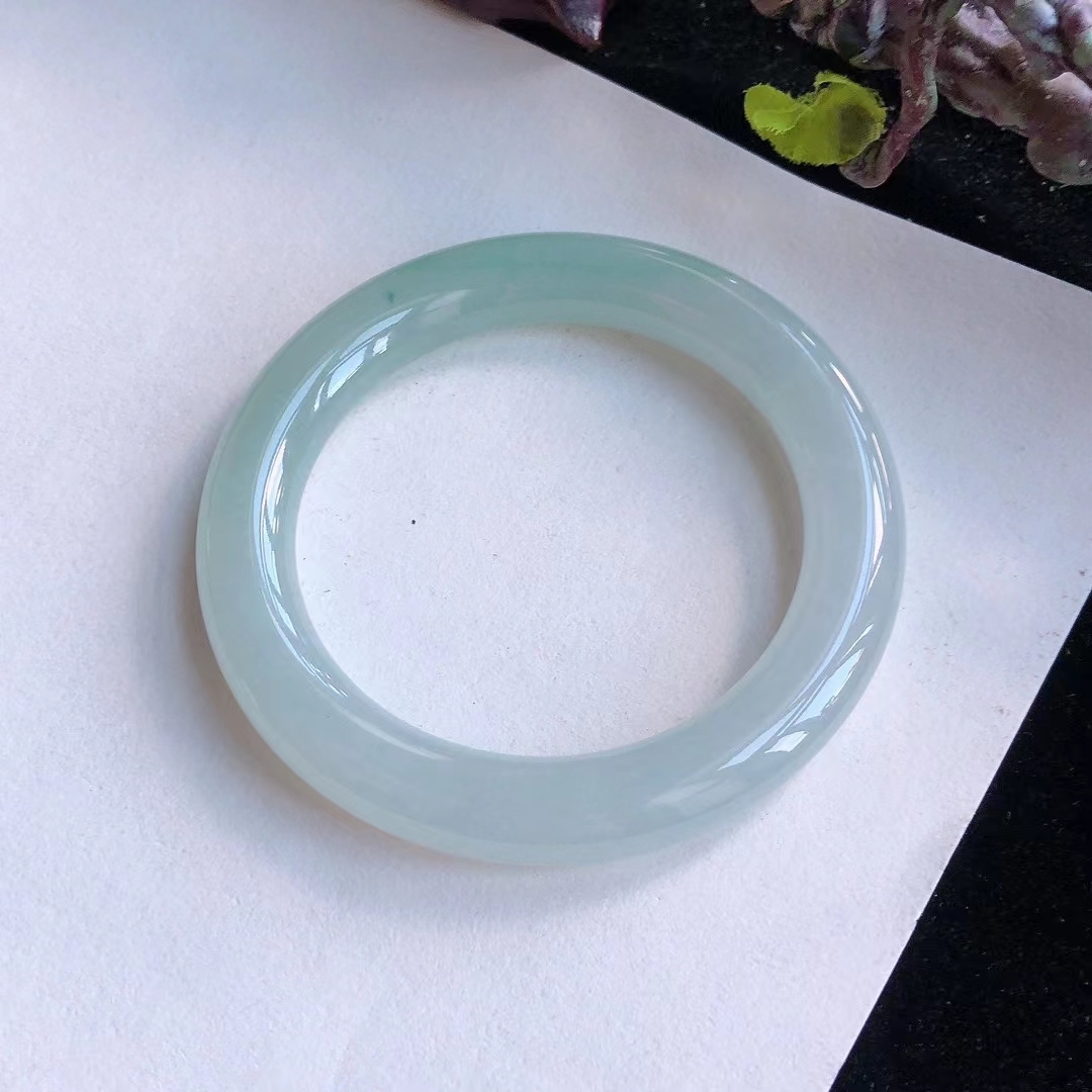 冰糯種淡綠翡翠圓條手鐲,天然翡翠A玉, 緬甸玉, Jade, Jadeite