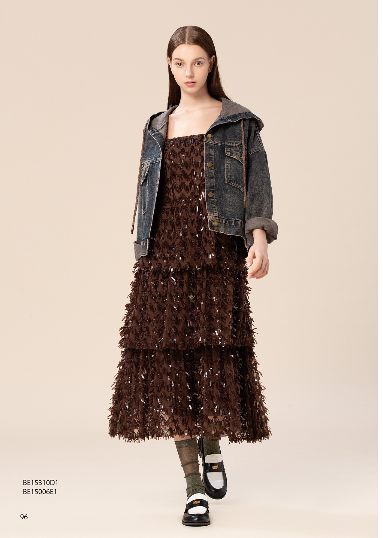 BE15006E1 摩卡反叛同光幻影亮片流蘇洋裝