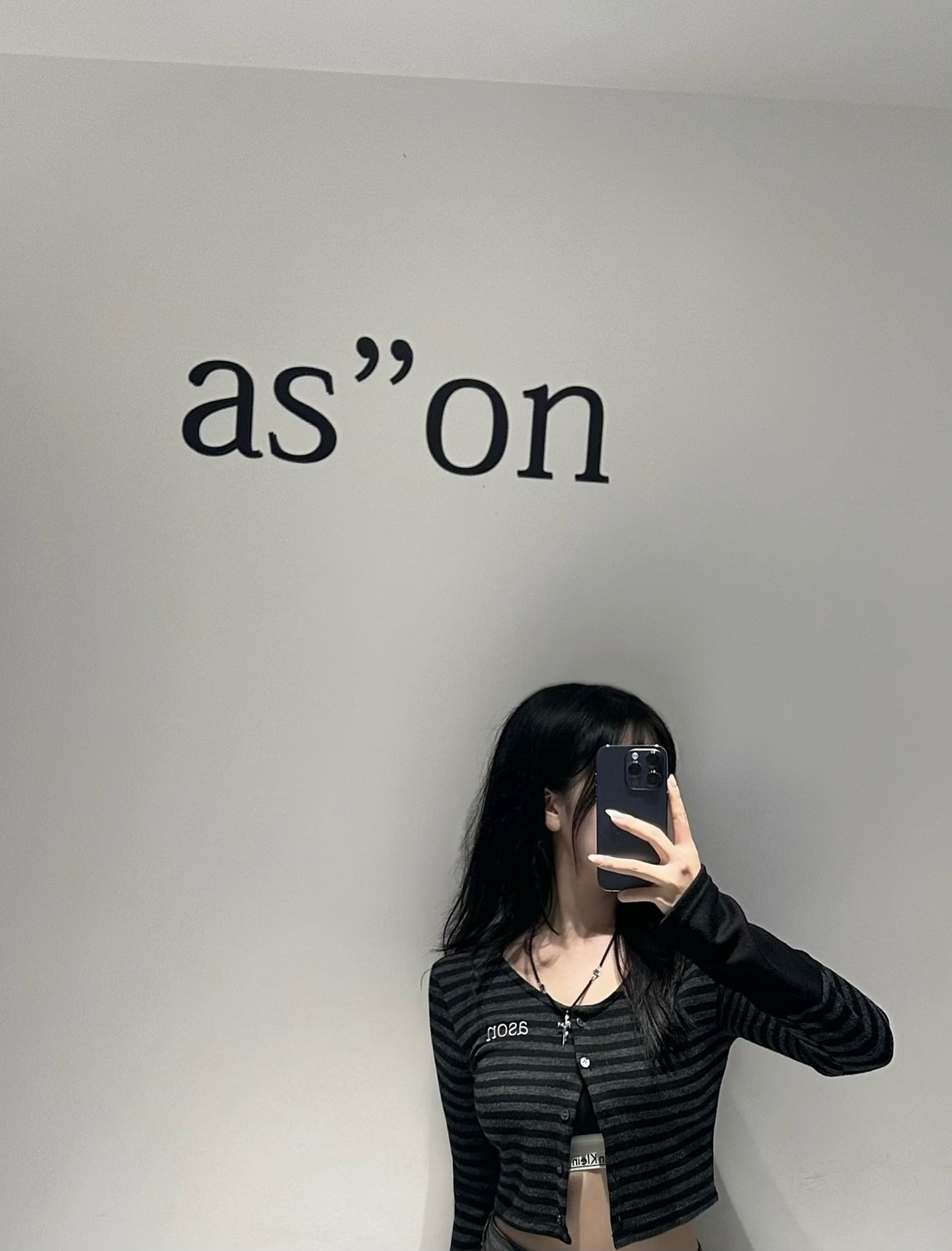 【代購】ASON 撞色袖子 條紋LOGO開襟衫上衣 (2色)