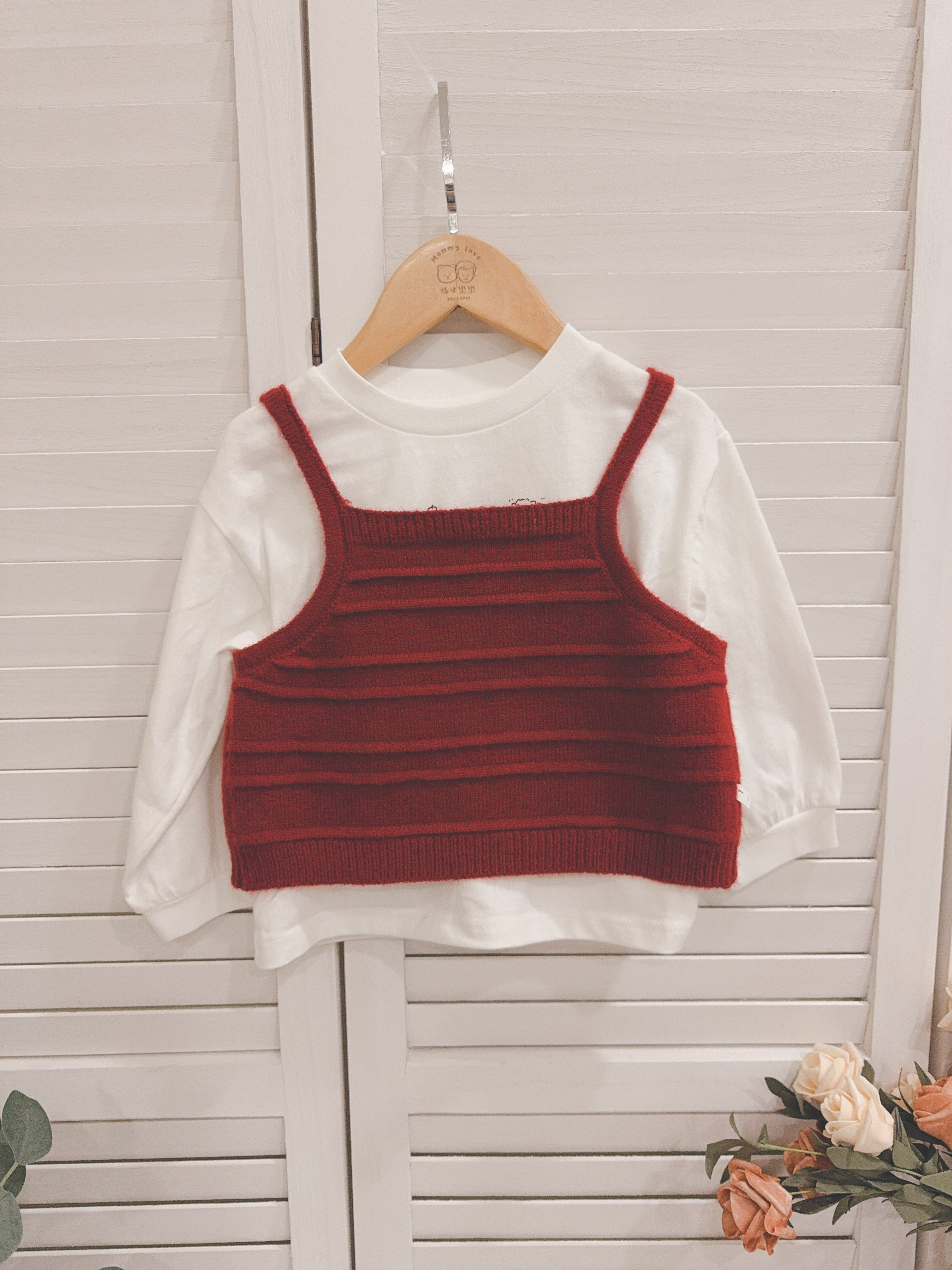 825113紅色針織背心＋牛仔褲三件組c192