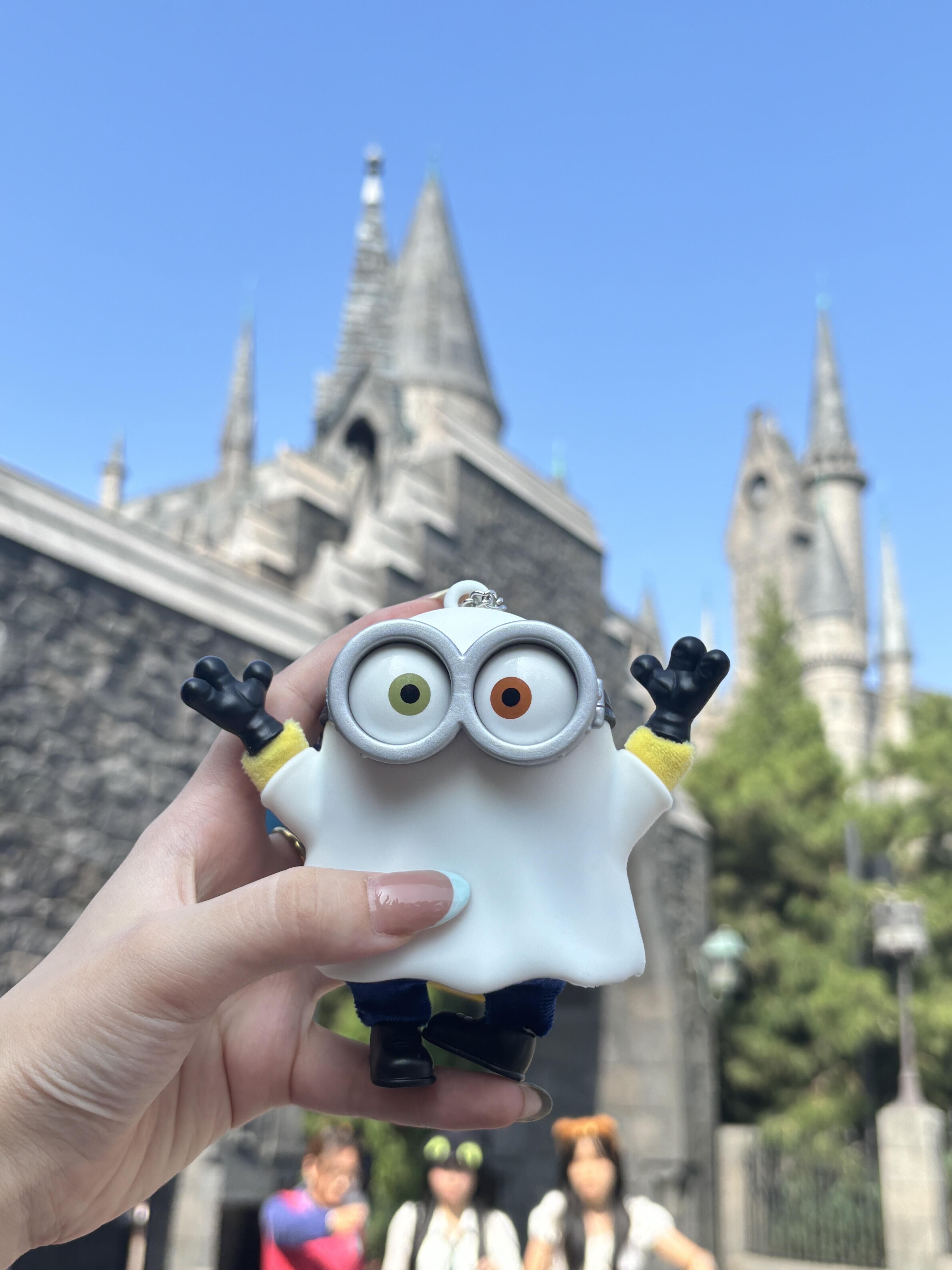 環球影城連線 Minions 小小兵 萬聖節限定 幽靈鮑伯夜光吊飾 公仔 夜光 幽靈 鑰匙圈 毛絨吊飾 (任買兩件711免運)/預購