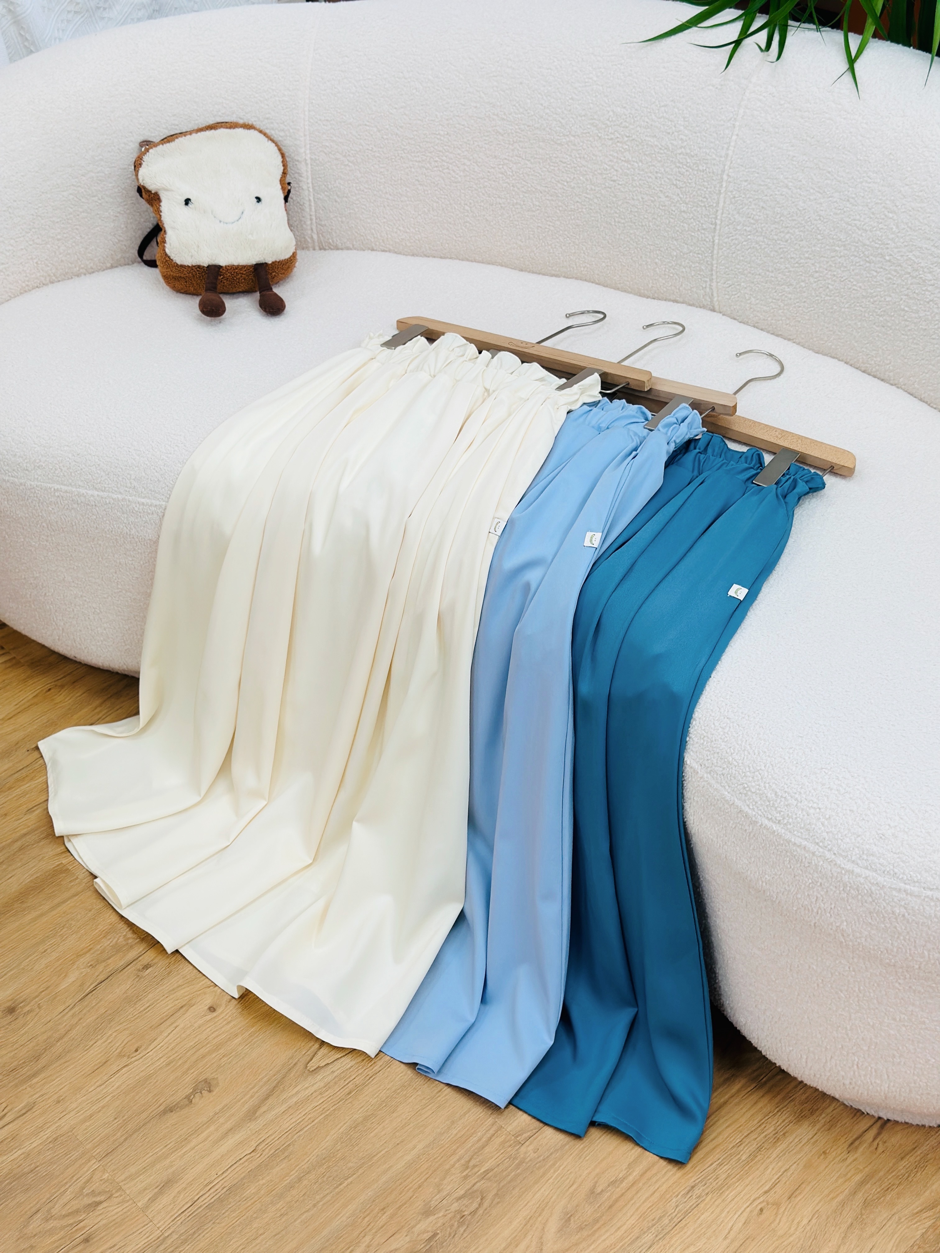 三色 / 荷葉腰柔軟雪紡長裙 / Soft Chiffon Ruffle Waist Maxi Skirt