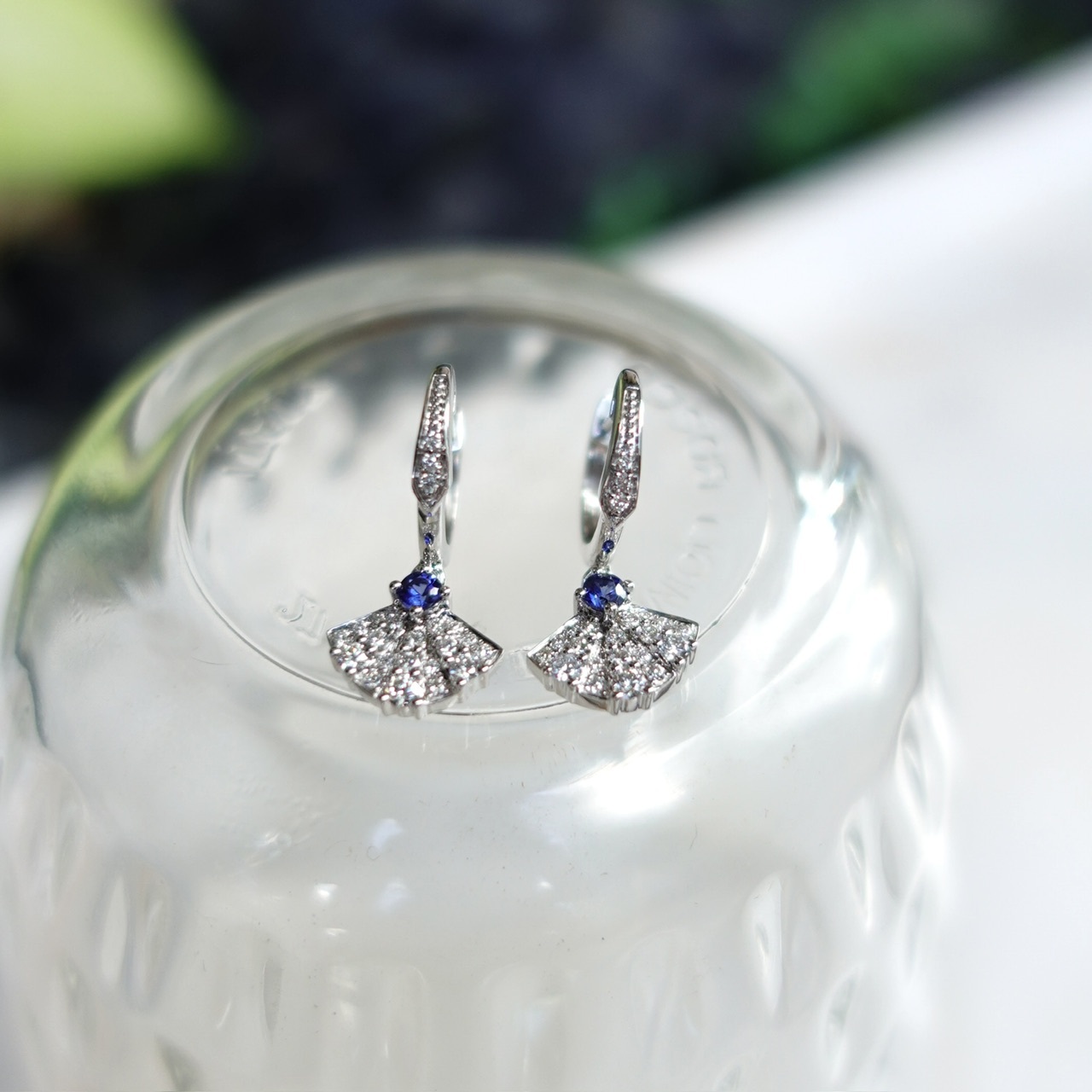 18K金天然藍寶石鑽石耳吊