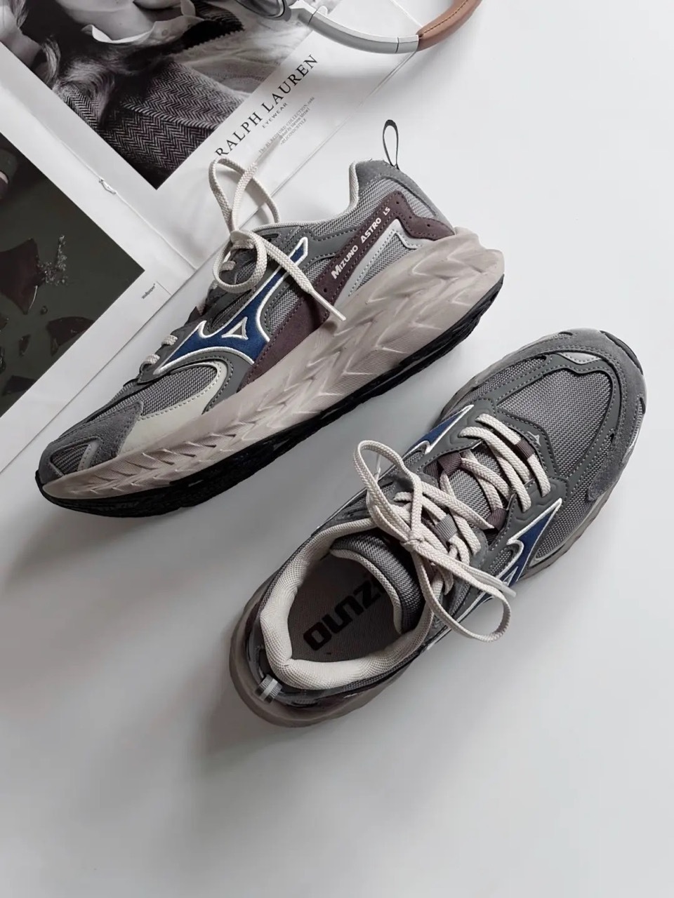 MIZUNO ASTRO LS 咖啡藍灰 米灰 低飽和 復古 增高 厚底 緩震 男女鞋 D1GH252104 / 預購