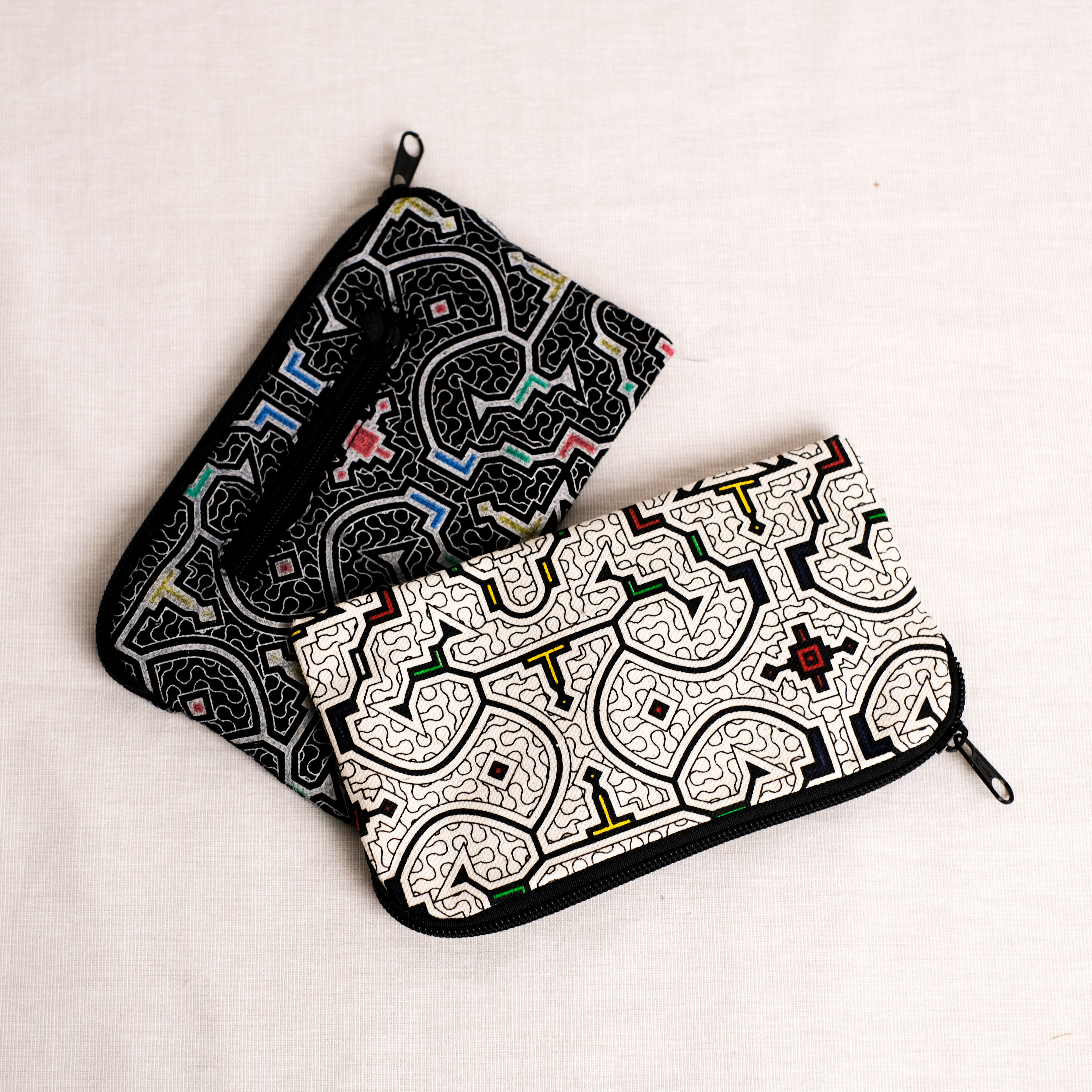 亞馬遜Shipibo族｜圖騰拉鍊零錢包｜秘魯