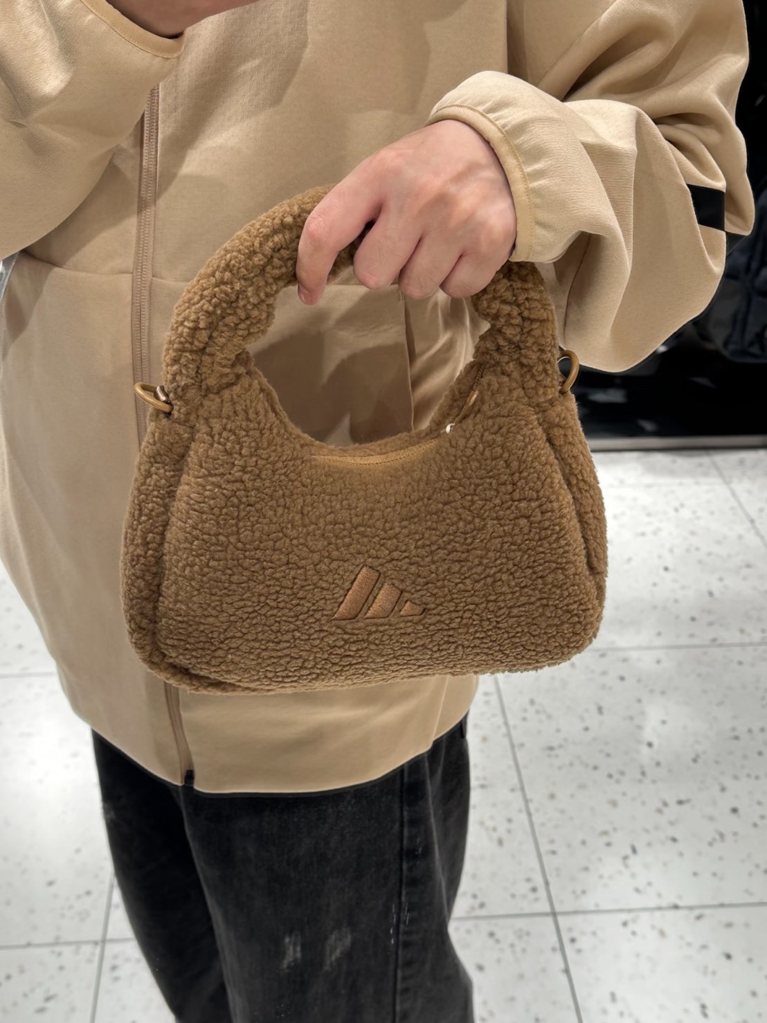 ADIDAS 羊羔毛 小包