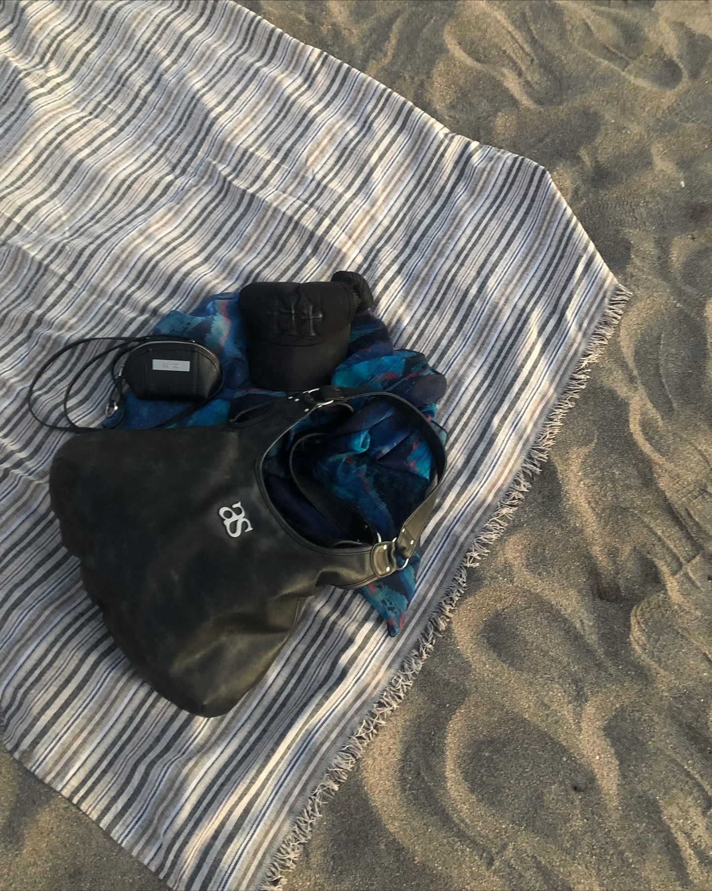 【代購】ASON RICKY 裂紋款 肩背包(2色)