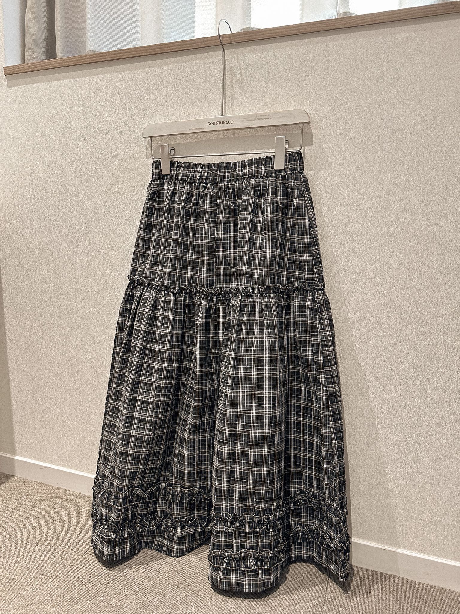 日系Ruffle邊邊格紋長裙〈🇰🇷DAY 2〉