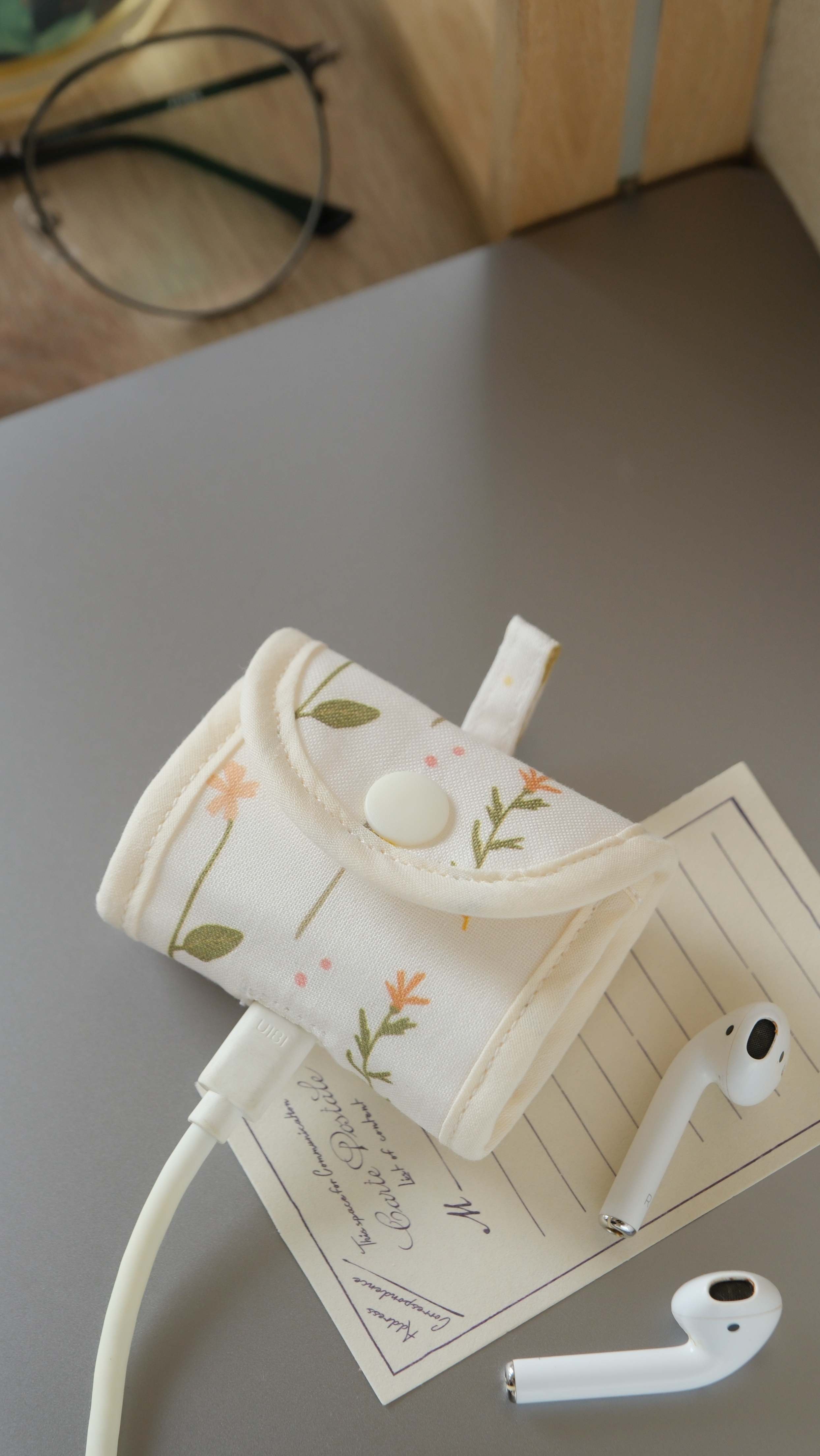 Hi Y.P store-耳機包-清新植花