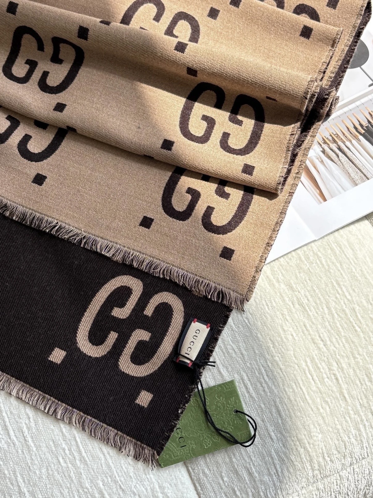 【三色入】GUCCI Logo標識 絨線圍巾