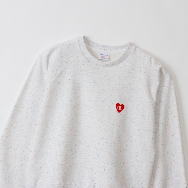 女款-CASUAL 寬版愛心印花衛衣-白色（CW-C002-010）