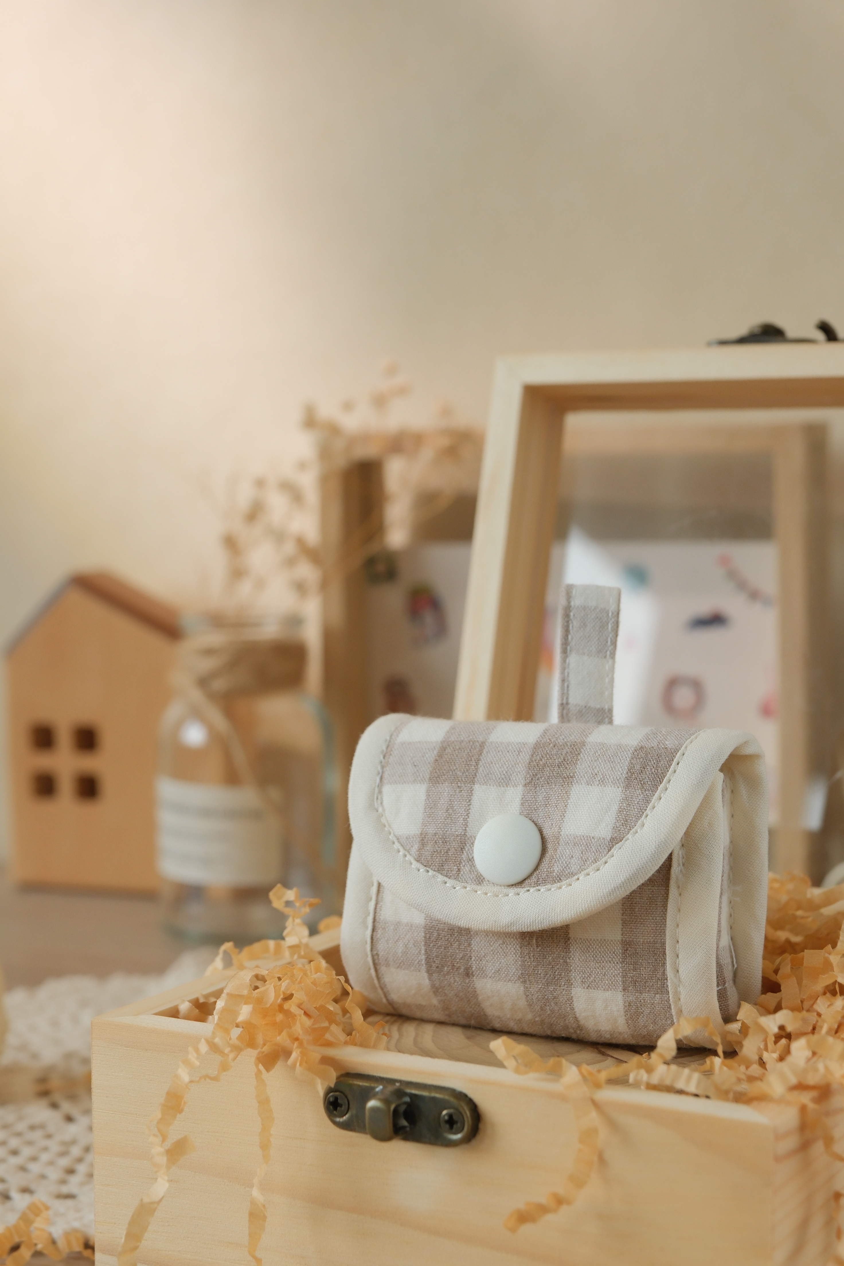 Hi Y.P store-耳機包-棕色小格紋