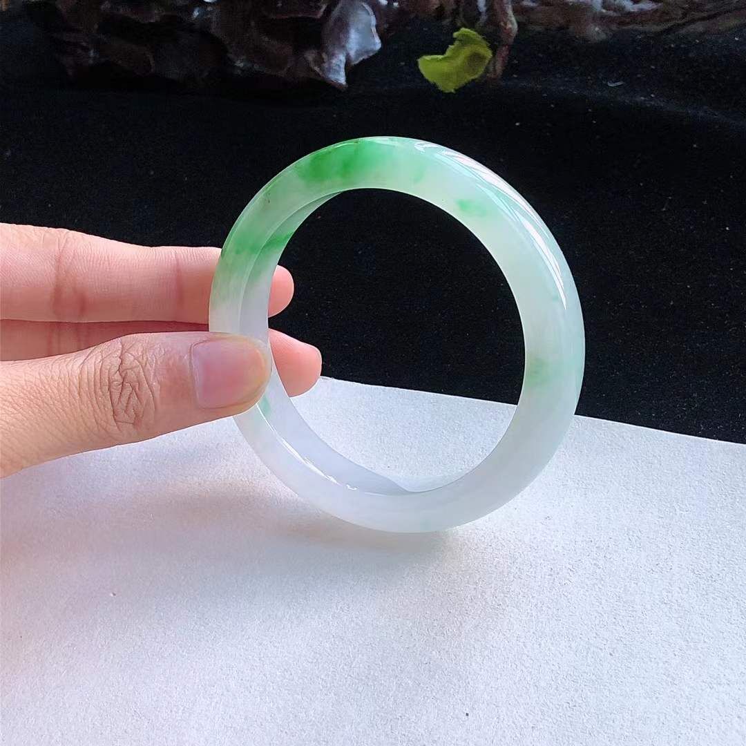 104565 51.7mm冰糯種飄陽綠翡翠正圈手鐲 (50-52)