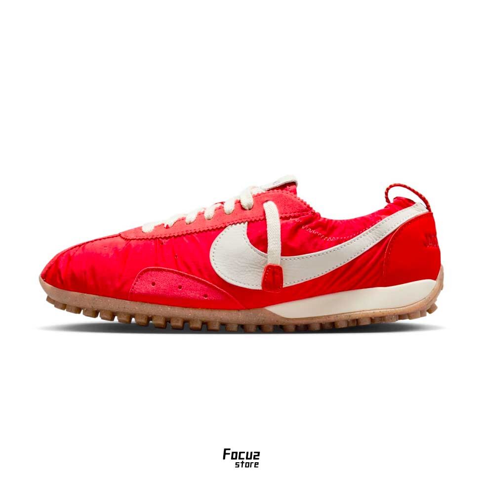 【Focus Store】預購 Jacquemus x Nike Wmns Moon Shoe "University Red and Gum Light Brown" 紅色 HV8547-600