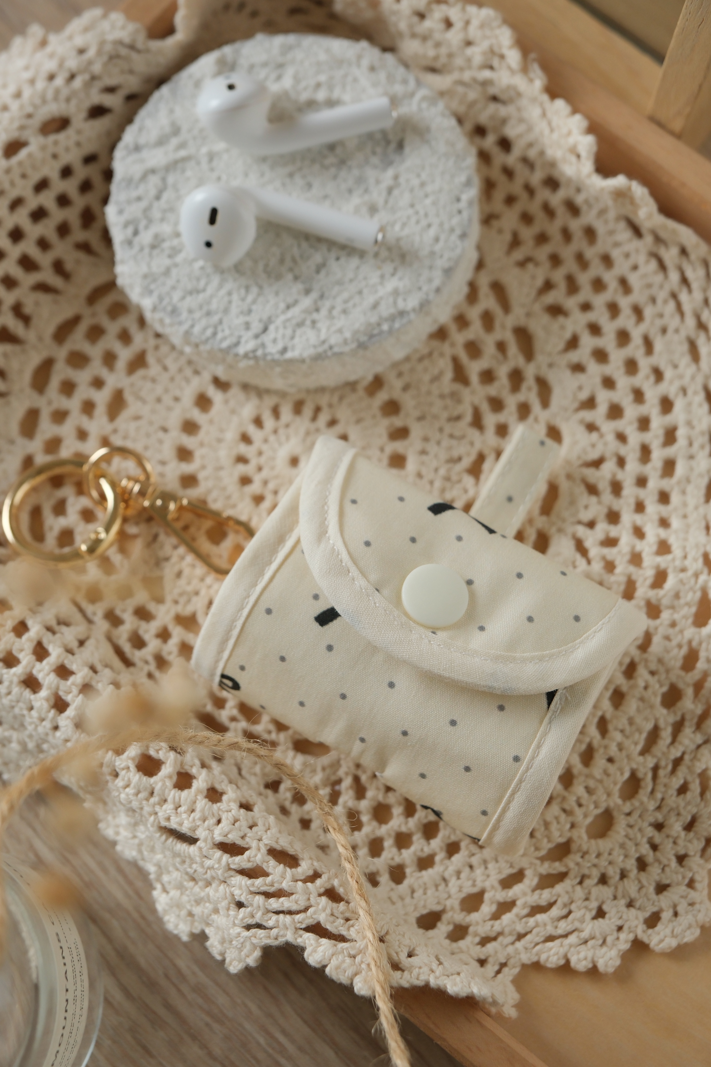 Hi Y.P store-耳機包-點點蝴蝶結