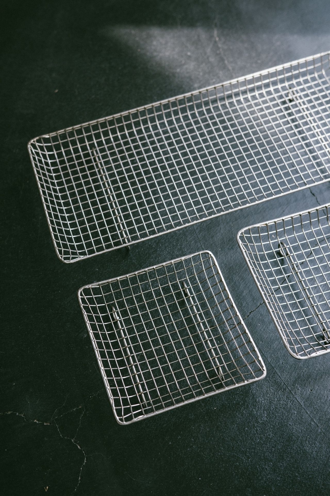 鳥井金網工芸手編不鏽鋼細格網盤